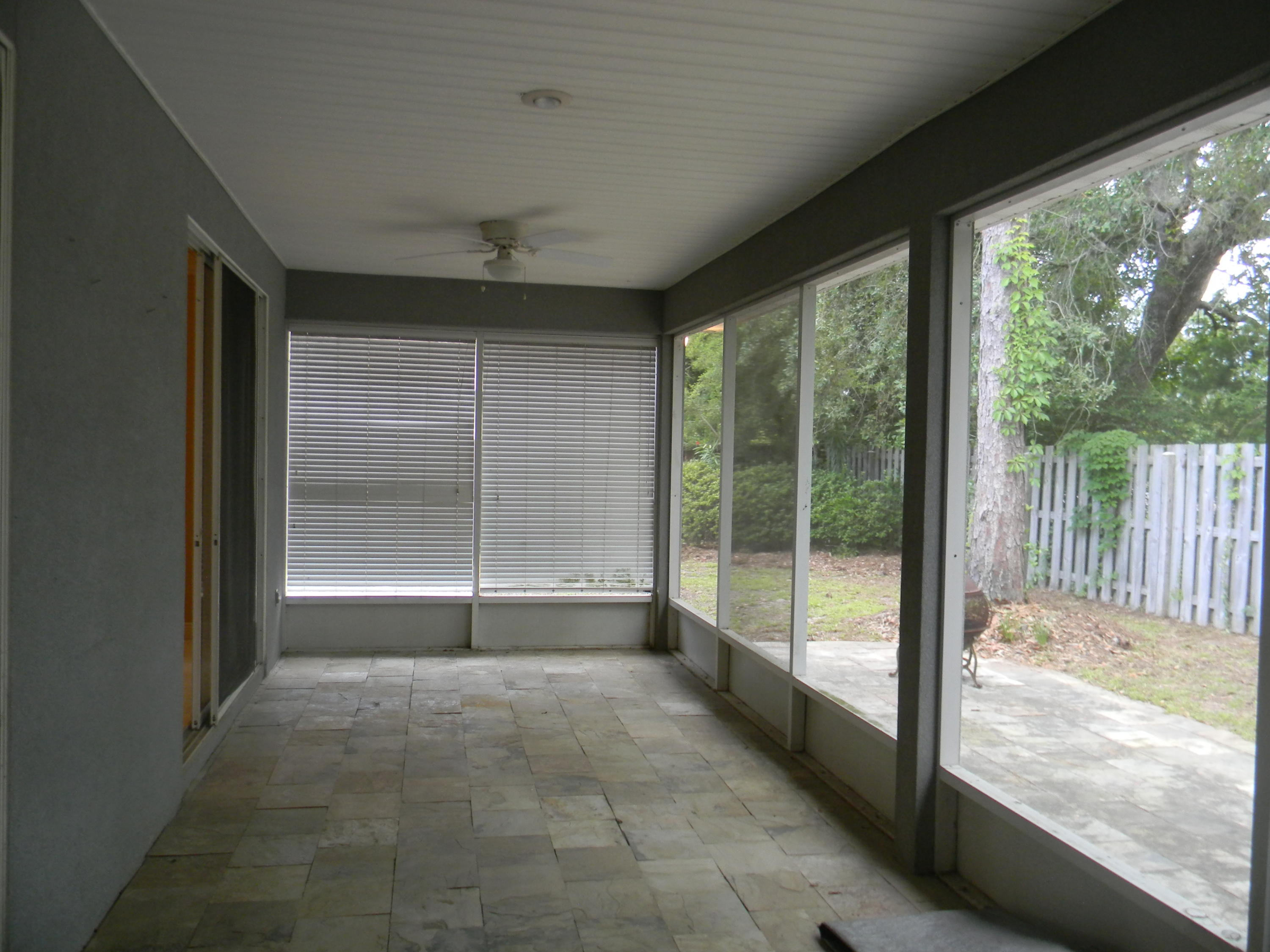 CHARDONNAY ESTATES - Residential