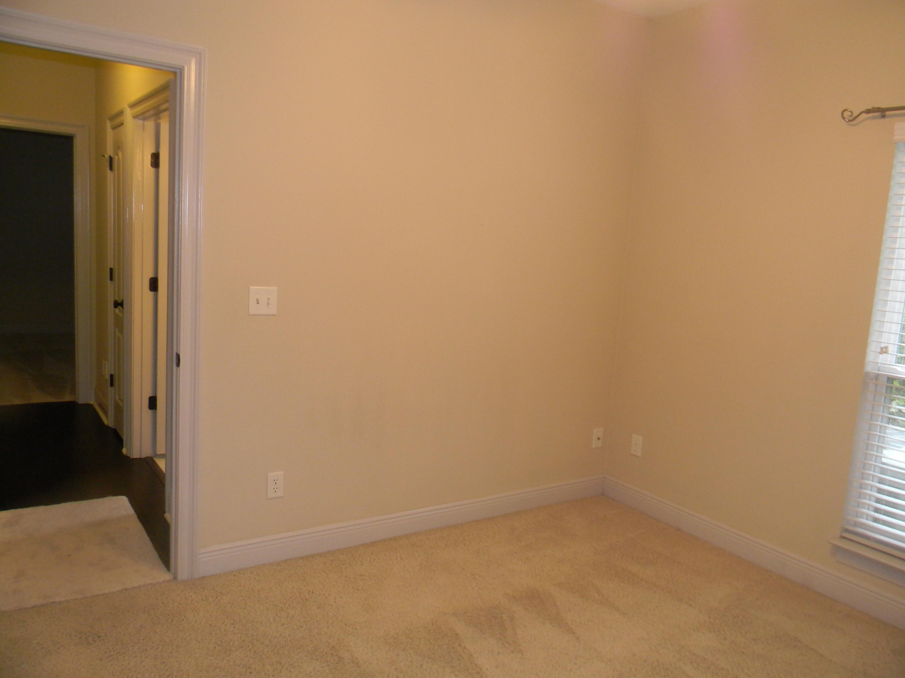 CHARDONNAY ESTATES - Residential