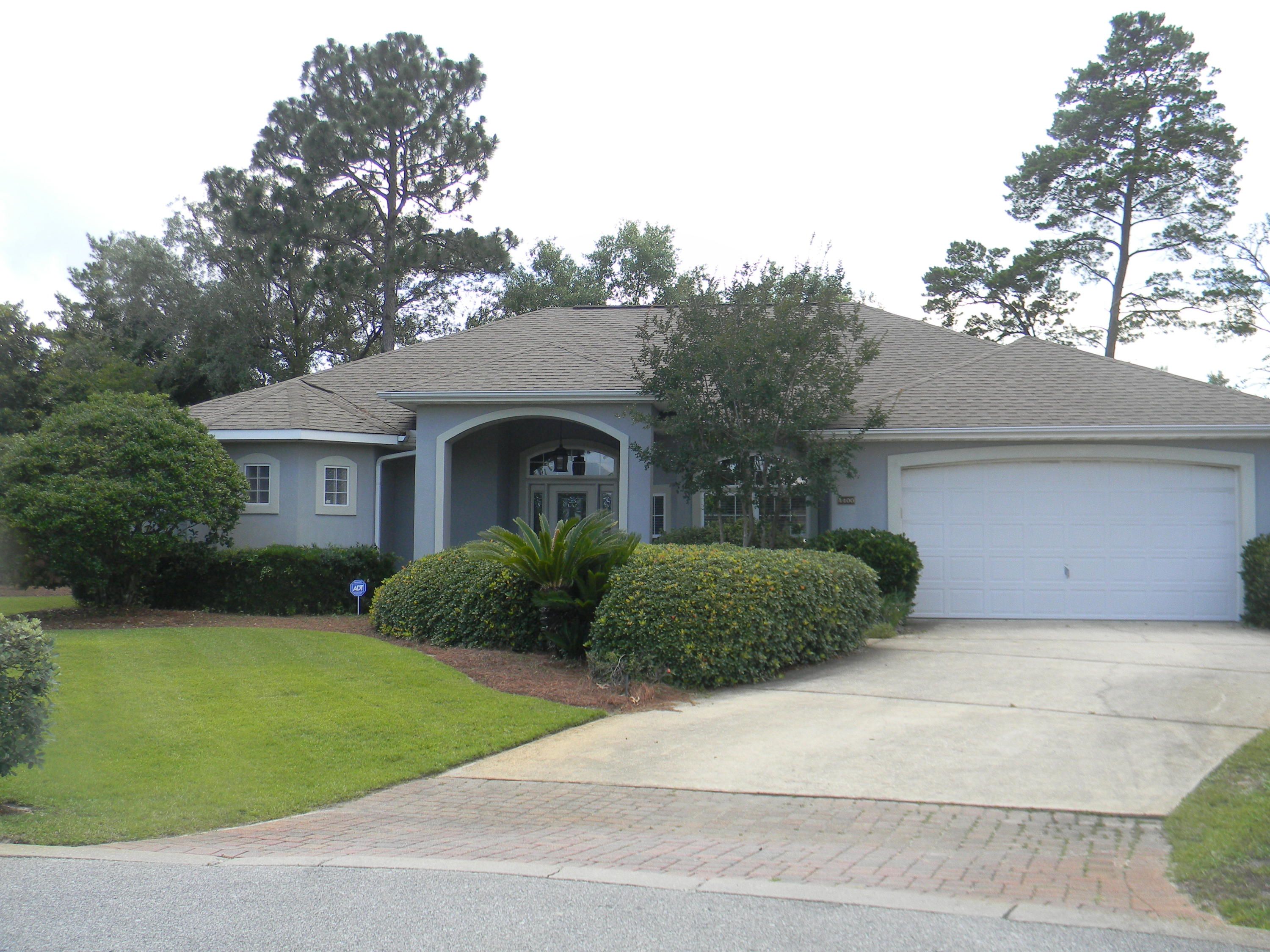 CHARDONNAY ESTATES - Residential