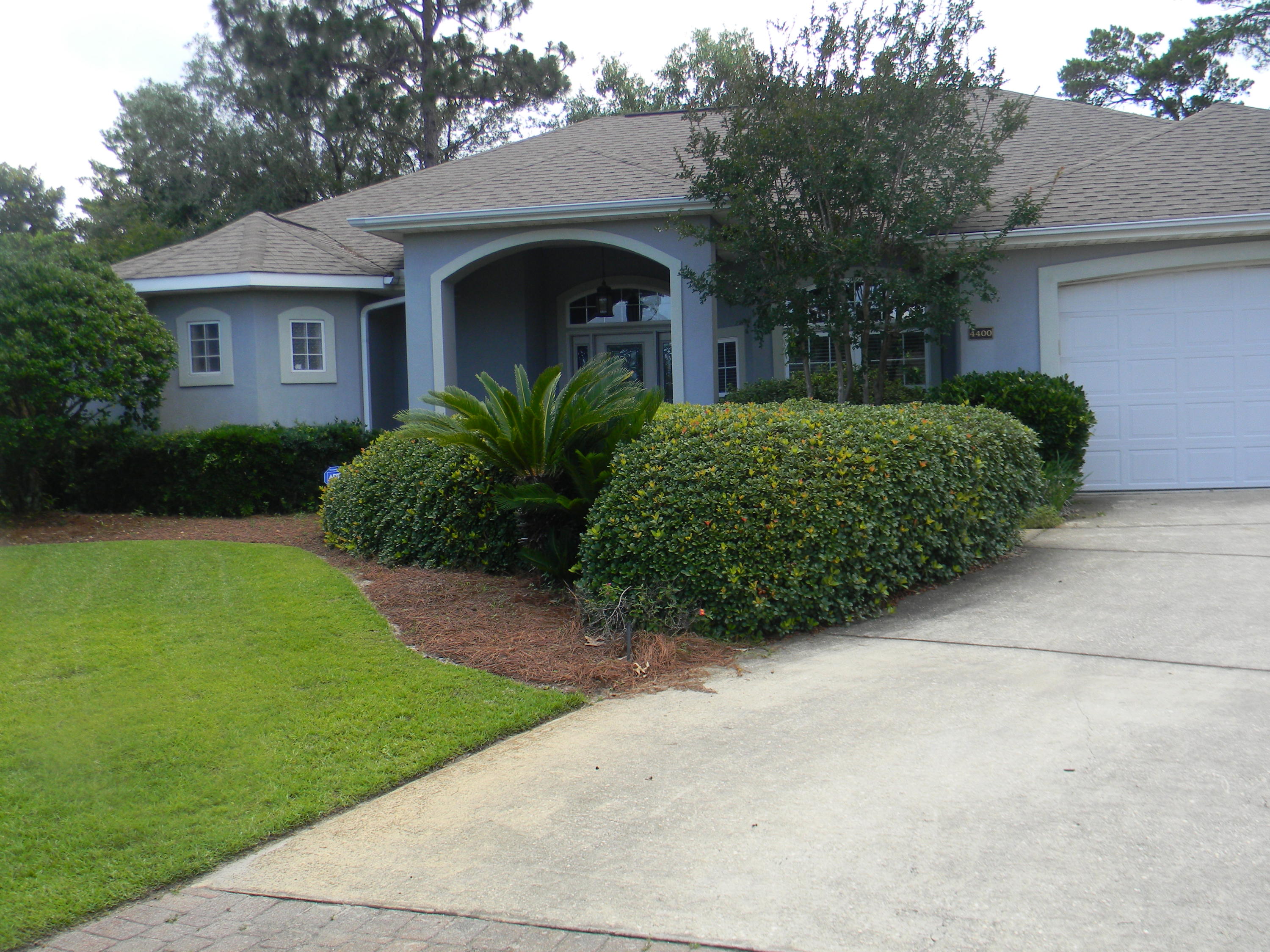 CHARDONNAY ESTATES - Residential