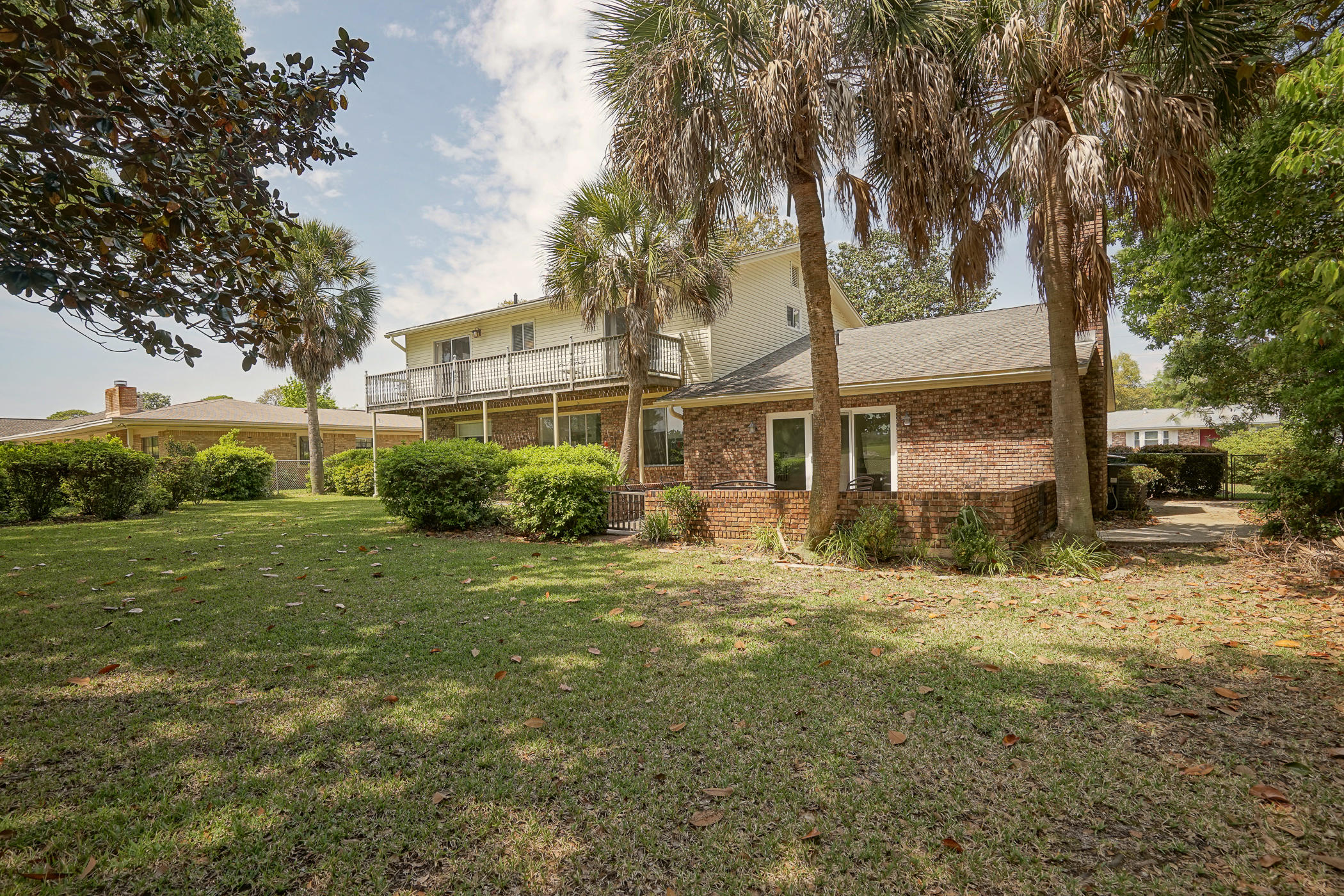 LAKE LORRAINE ESTATES - Residential