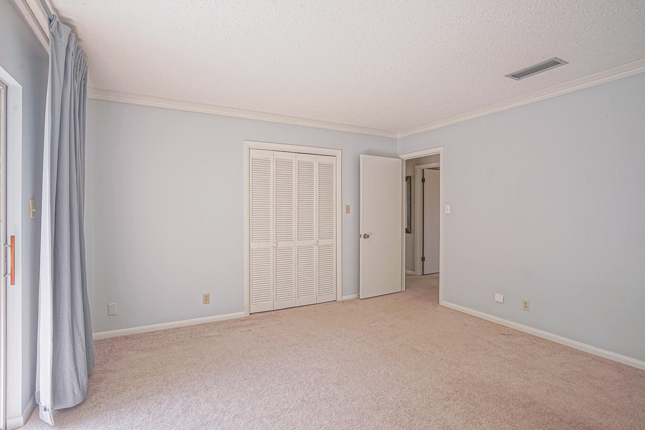 LAKE LORRAINE ESTATES - Residential