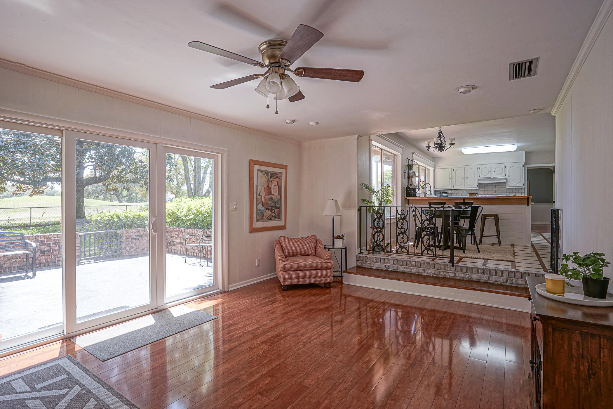 LAKE LORRAINE ESTATES - Residential