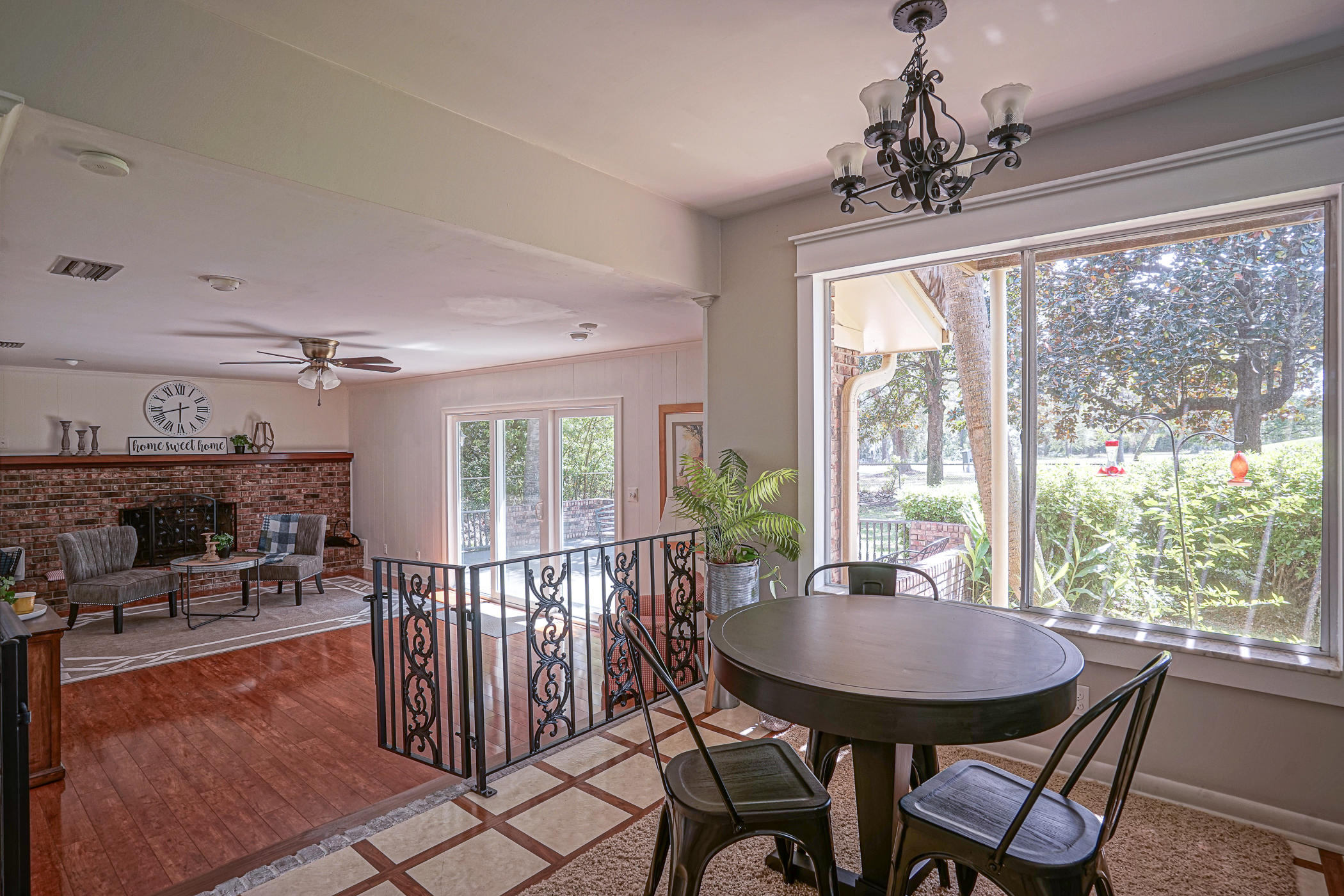 LAKE LORRAINE ESTATES - Residential