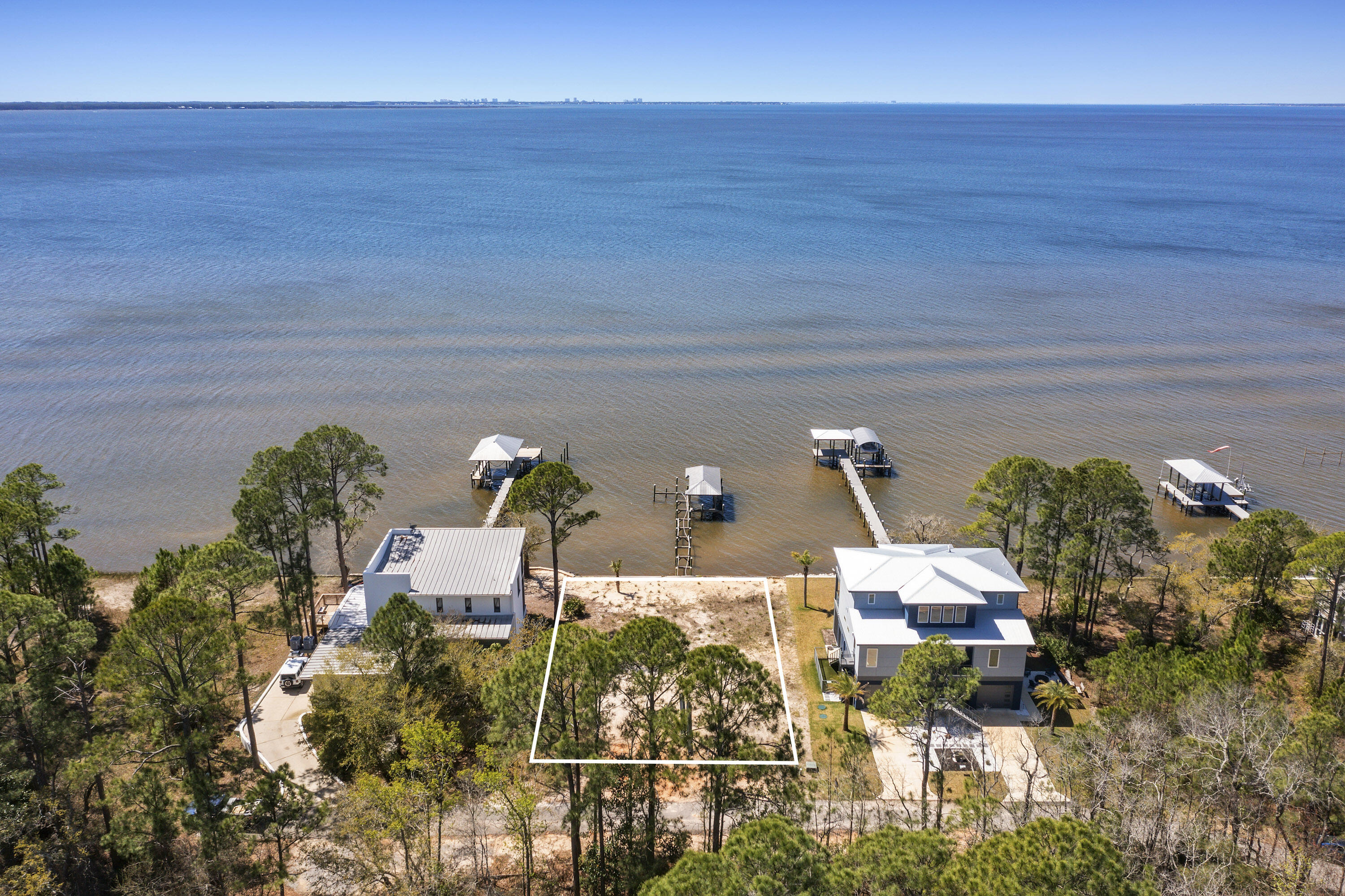 Bay Harbour S / D - Land