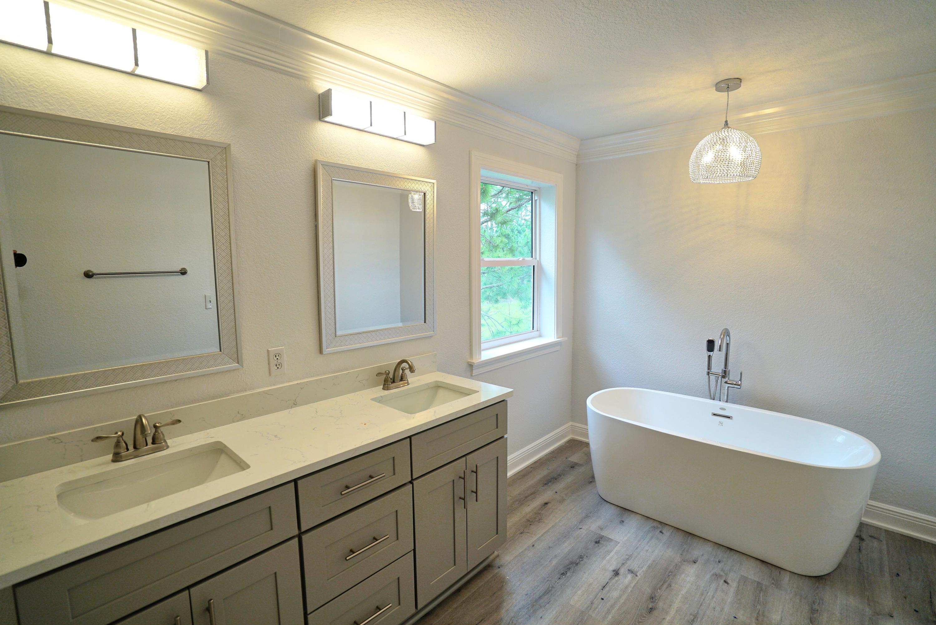 CYPRESS BREEZE PLANTATION - Residential