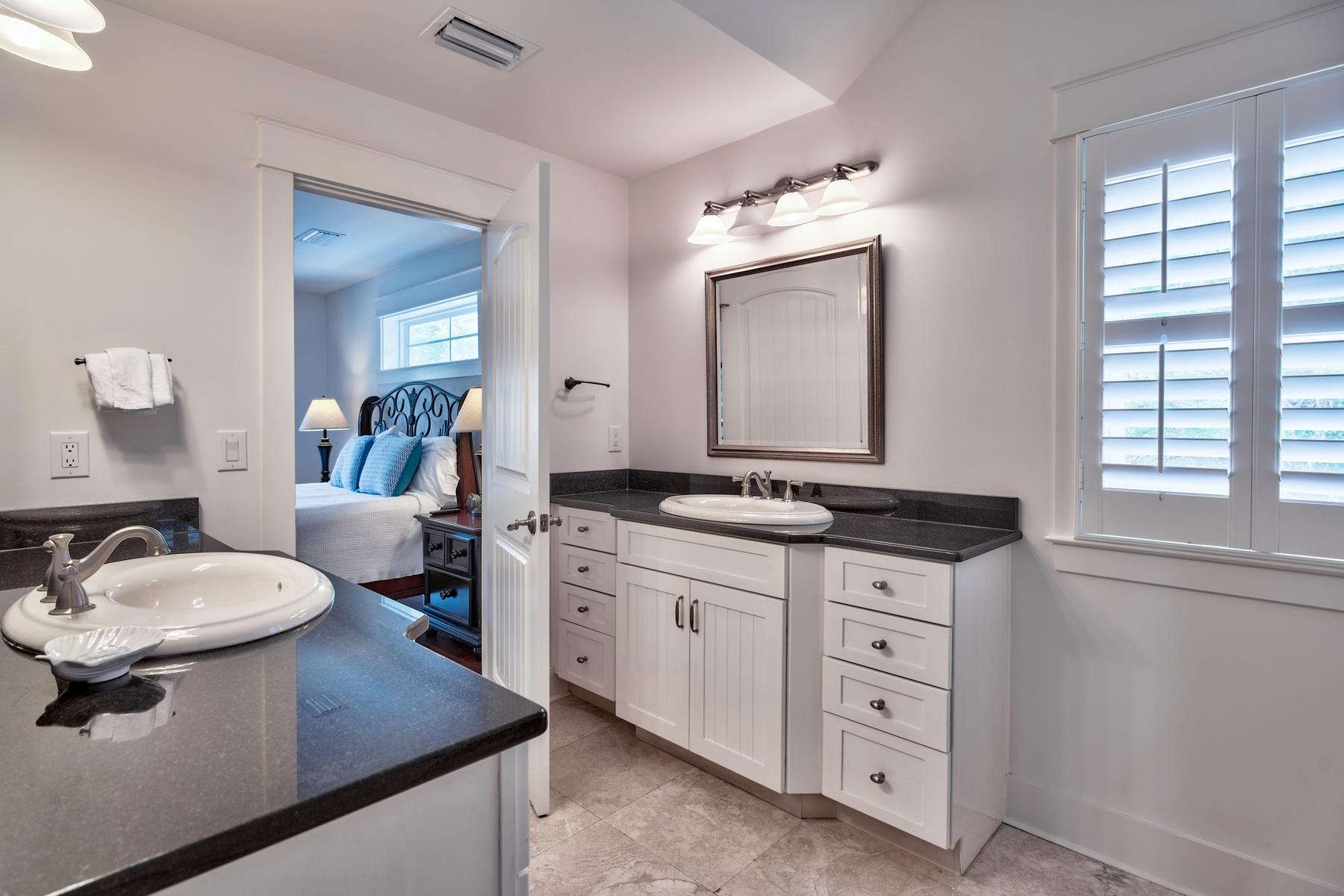 EASTERN LAKE S/D - Residential