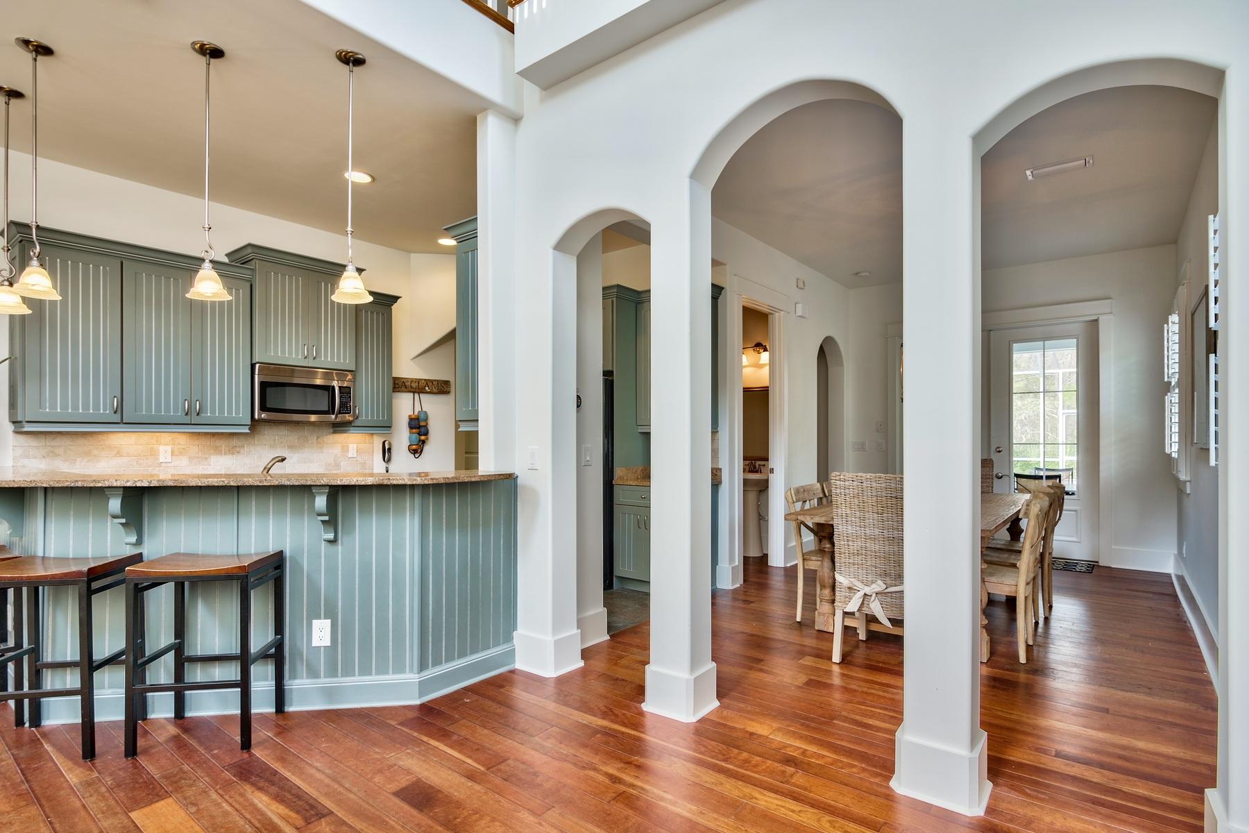 EASTERN LAKE S/D - Residential