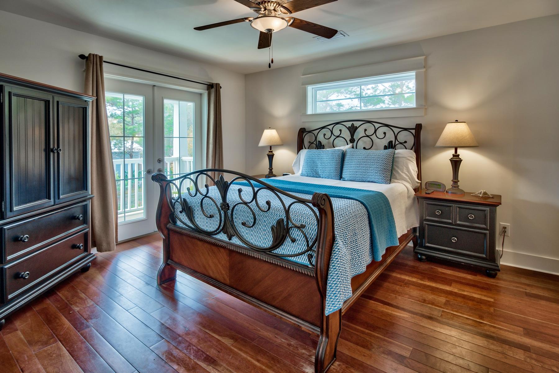 EASTERN LAKE S/D - Residential