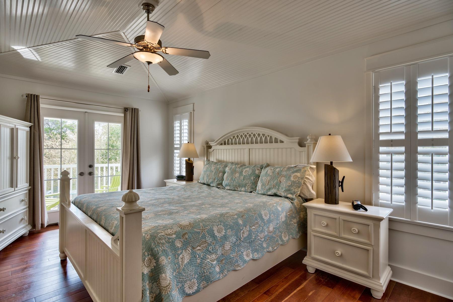 EASTERN LAKE S/D - Residential