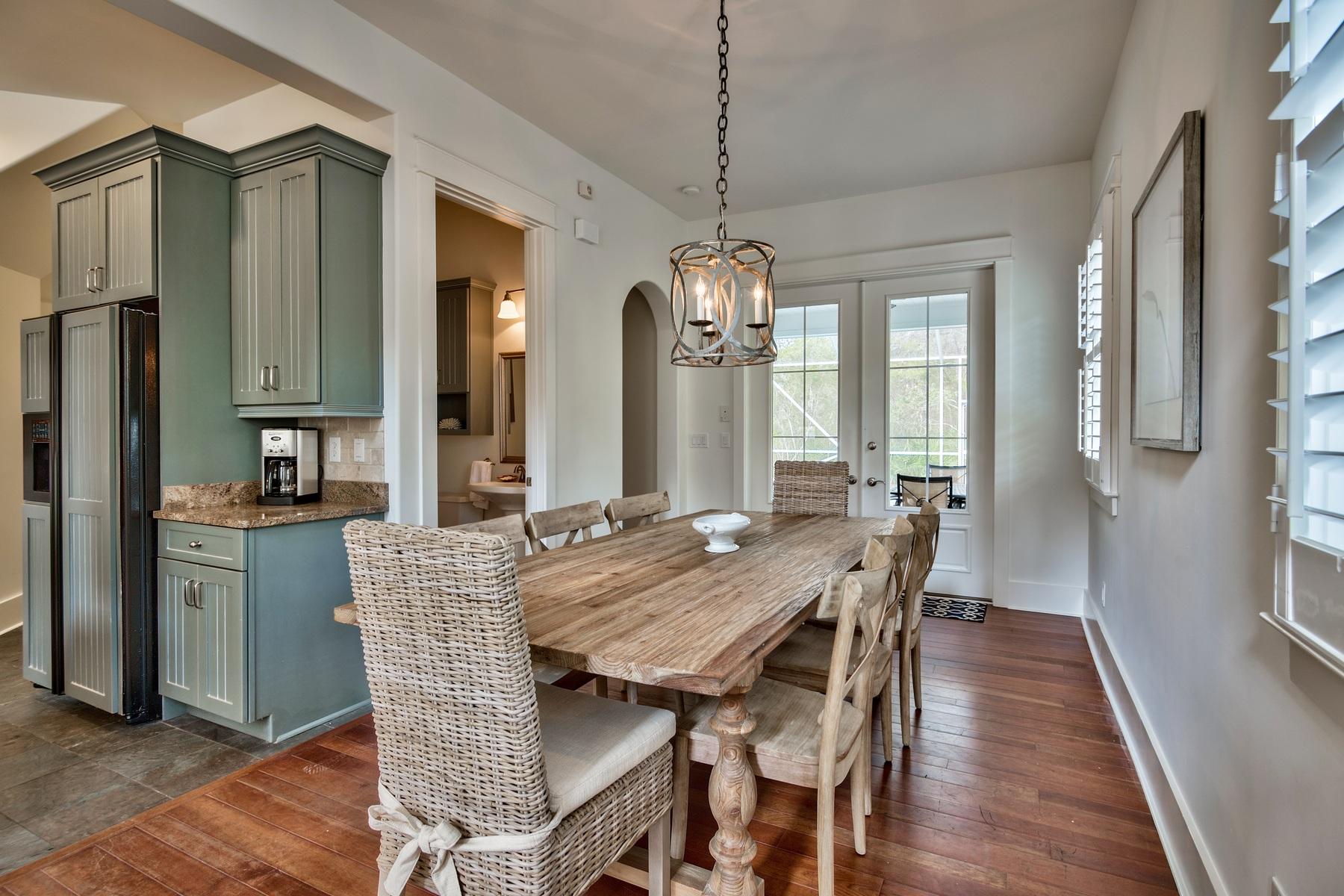 EASTERN LAKE S/D - Residential