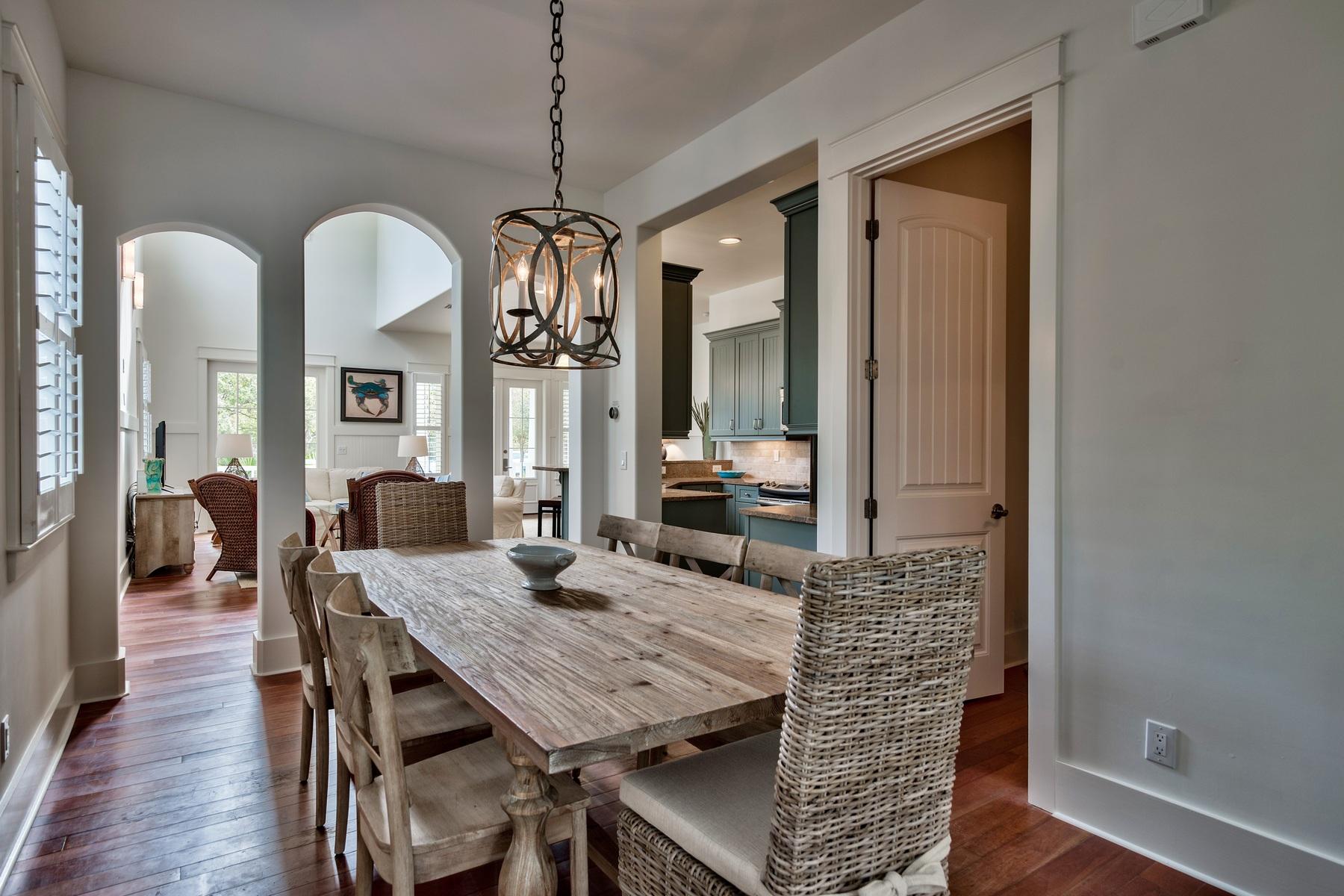 EASTERN LAKE S/D - Residential