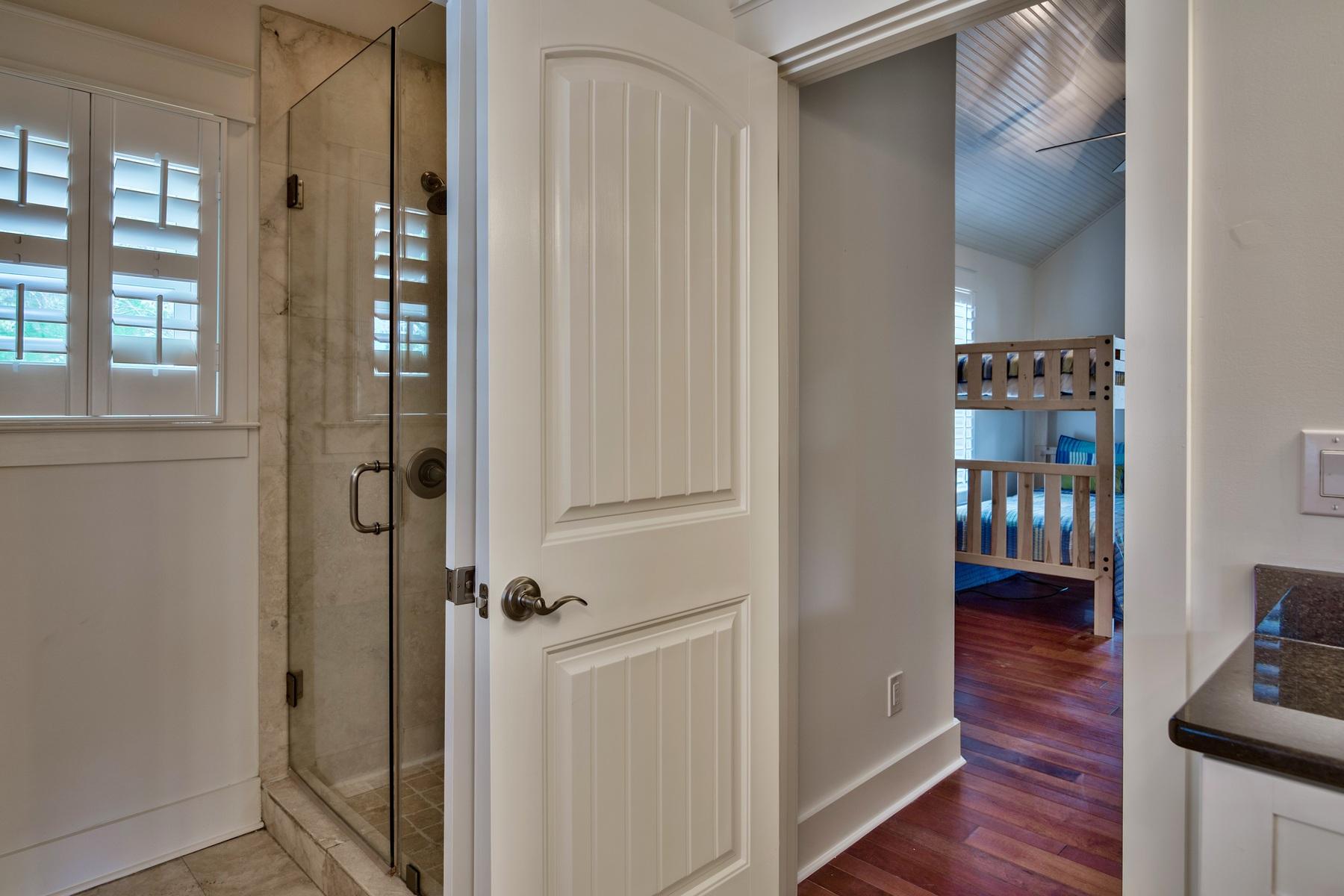 EASTERN LAKE S/D - Residential