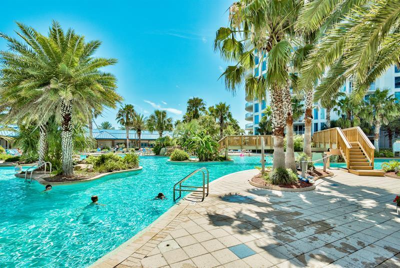 THE PALMS OF DESTIN - Residential