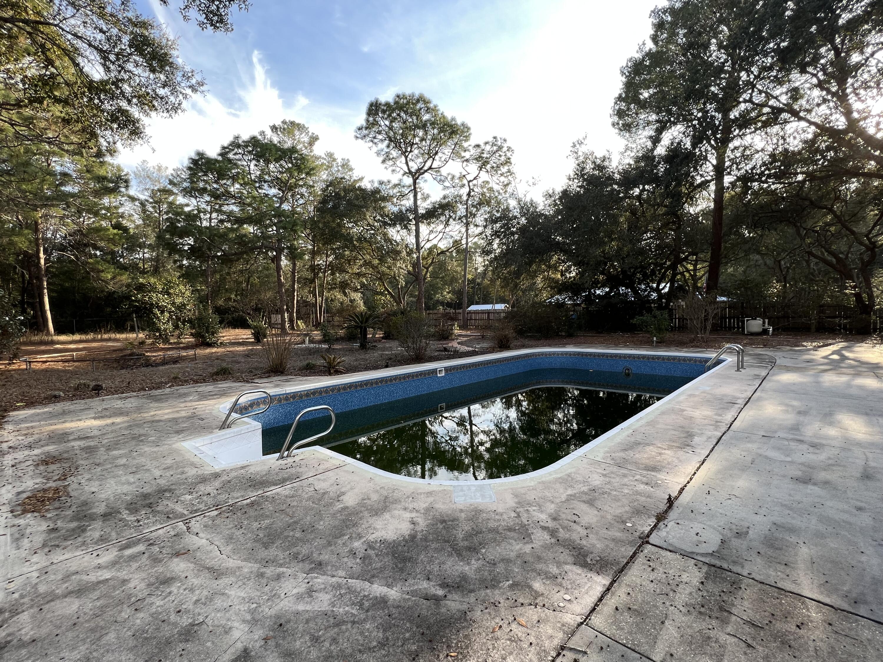 ROCKY BAYOU ESTATES 03 - Residential