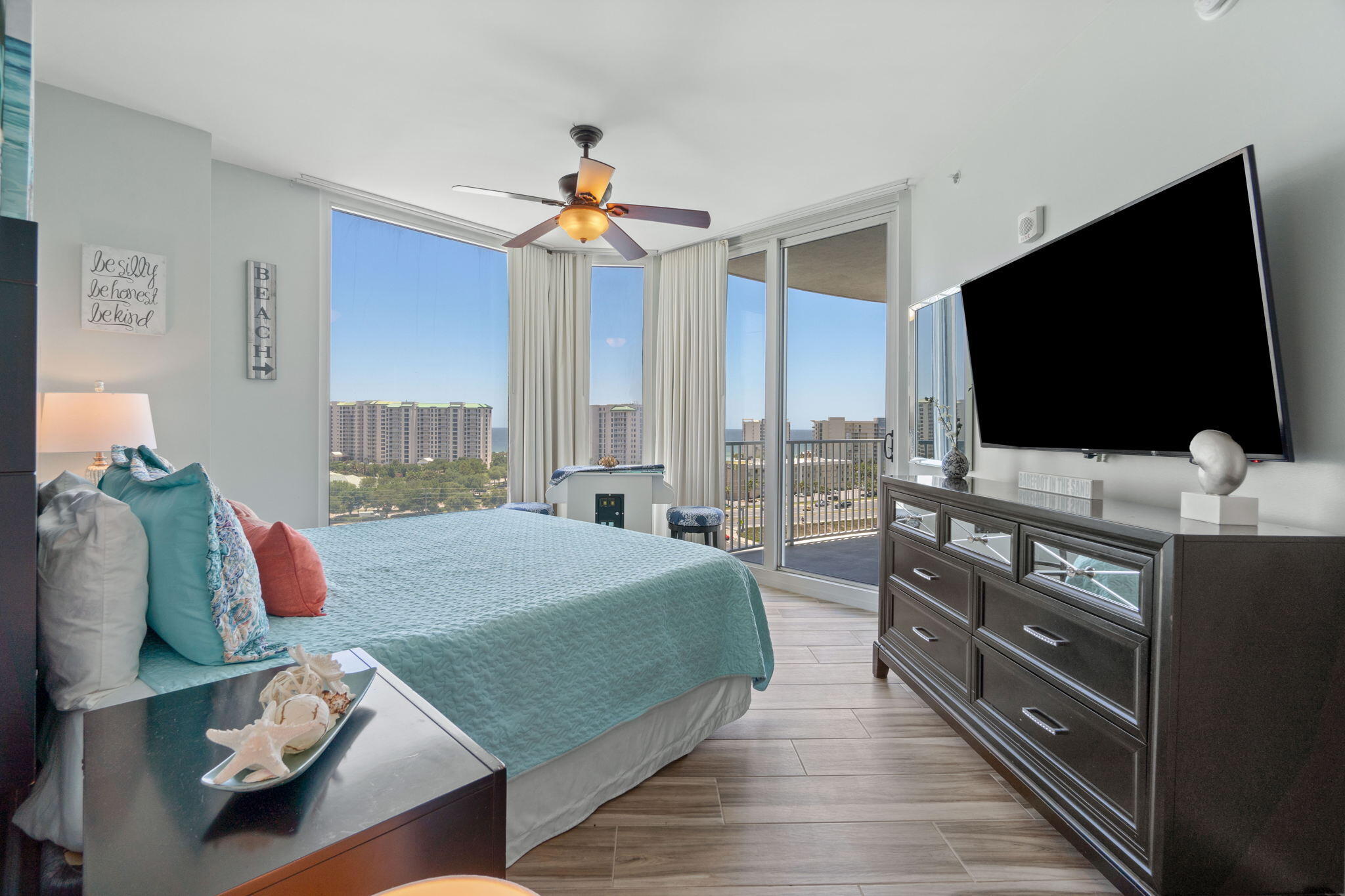 THE PALMS OF DESTIN RESORT & CONFERENCE CENTER PH 1 UNIT 21017 - Residential