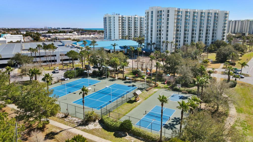 THE PALMS OF DESTIN RESORT & CONFERENCE CENTER PH 1 UNIT 21017 - Residential