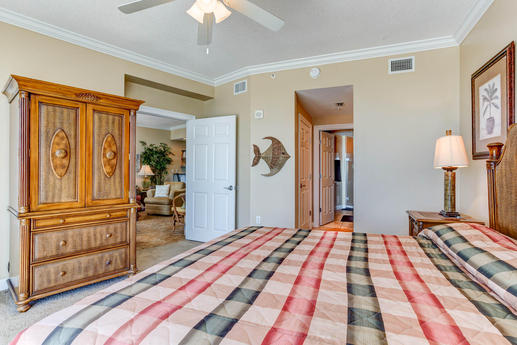 BOARDWALK CONDO - Residential