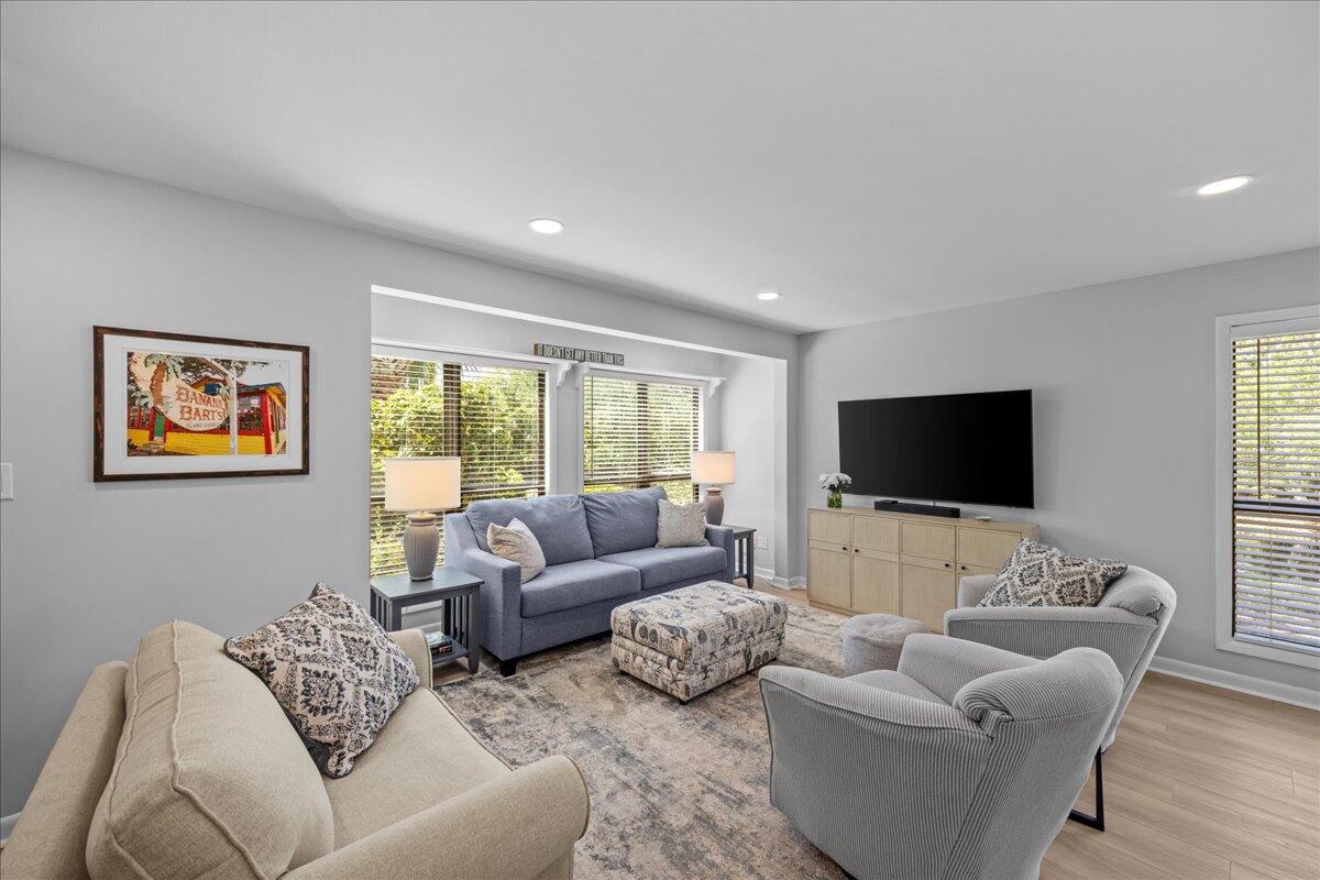 SANDPIPER VILLAGE CONDO - Residential