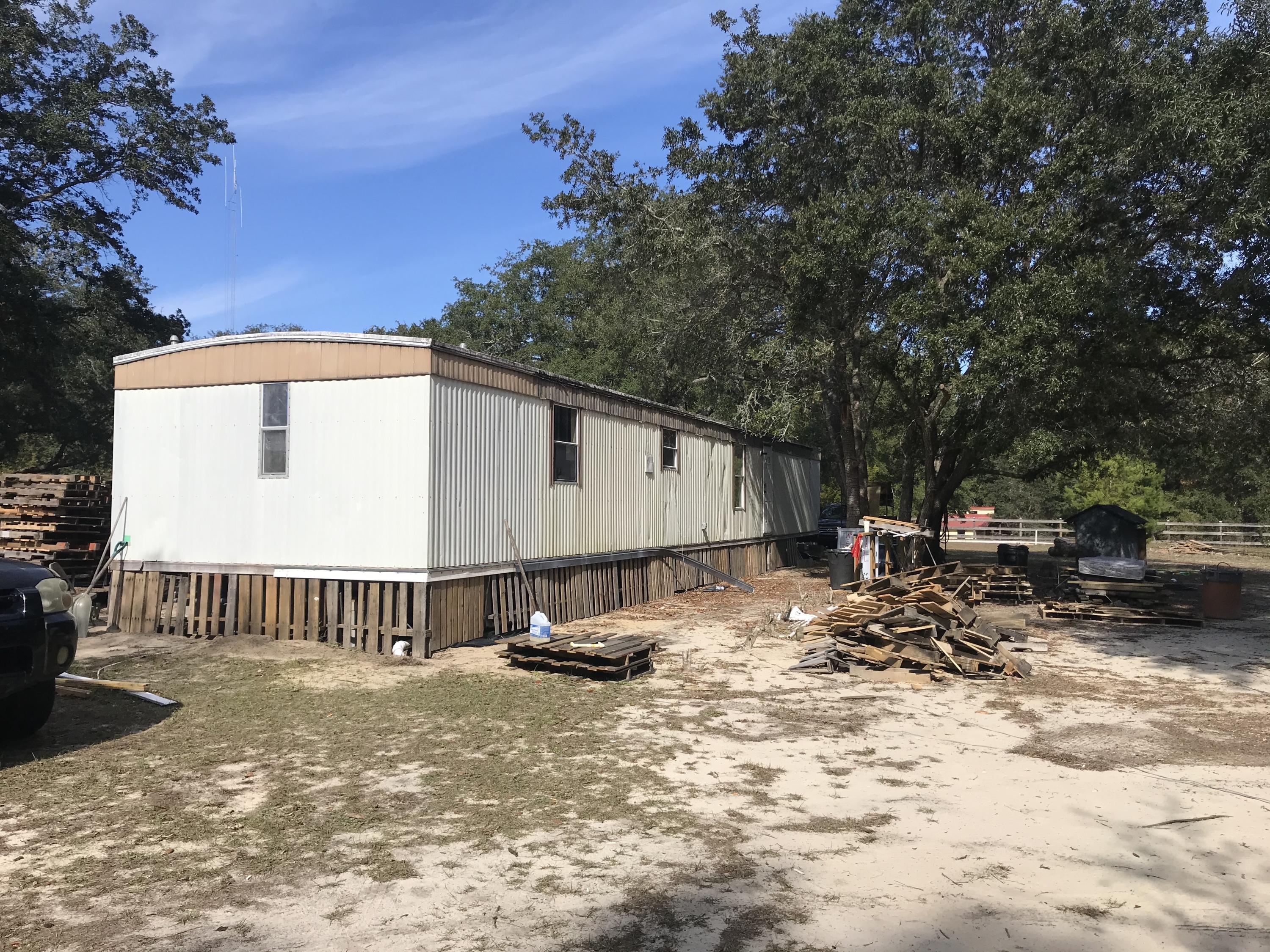 Freeport mobile home property located in Portland - Residential