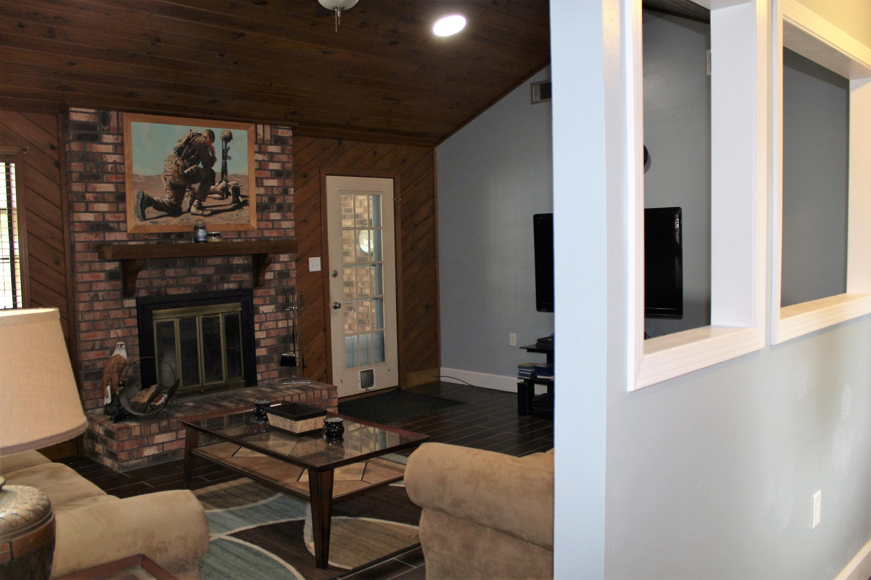 TIMBERLAKE ESTATES 1ST ADDN - Residential