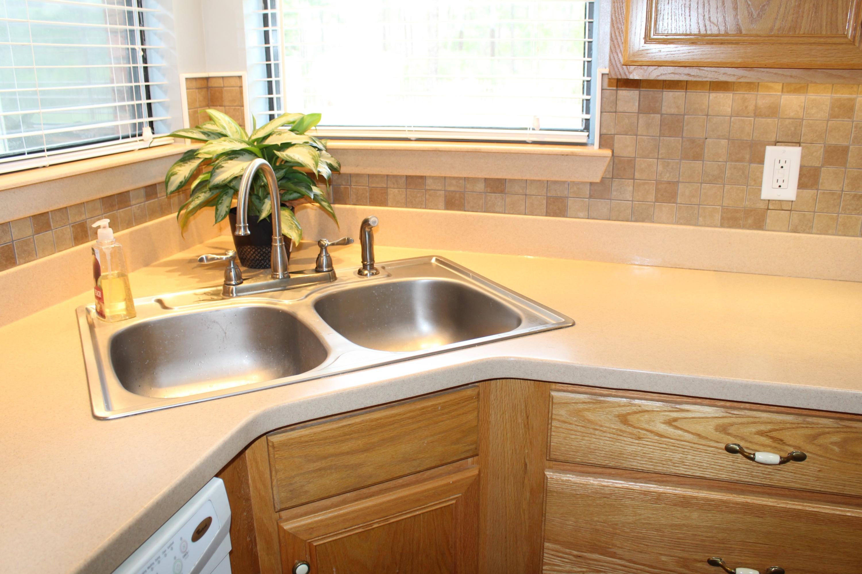 TIMBERLAKE ESTATES 1ST ADDN - Residential