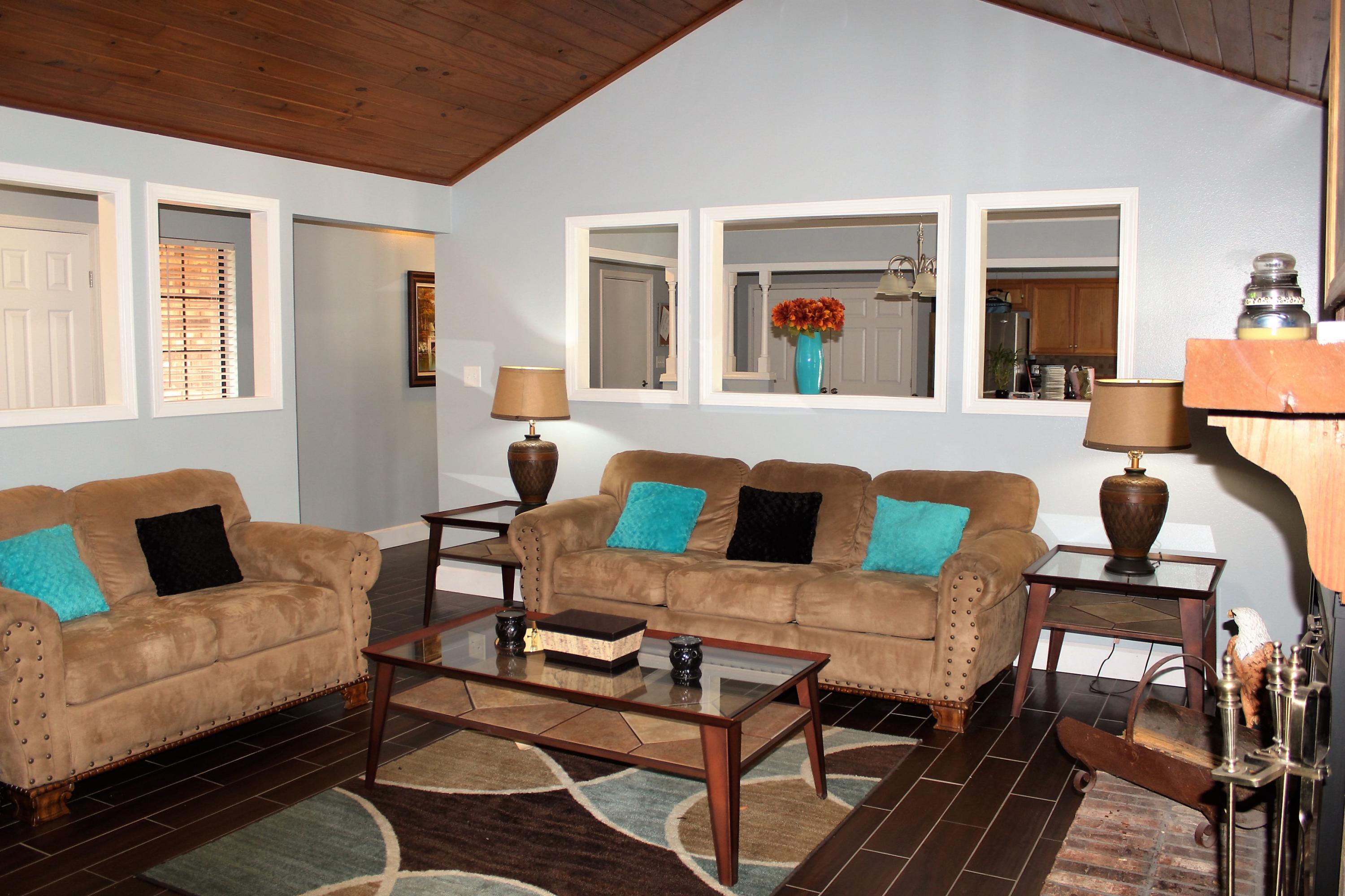 TIMBERLAKE ESTATES 1ST ADDN - Residential