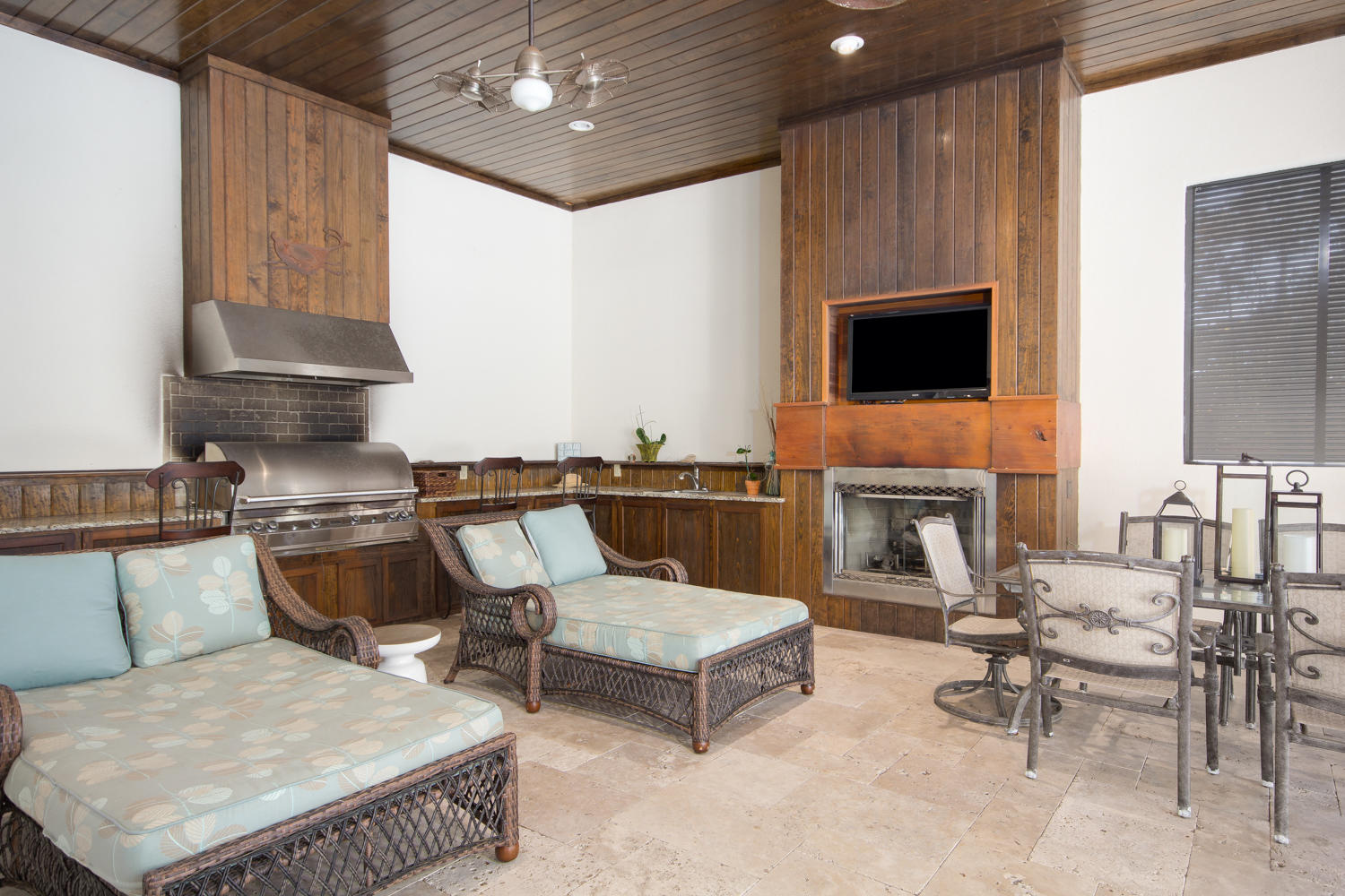 BURNT PINE - Residential