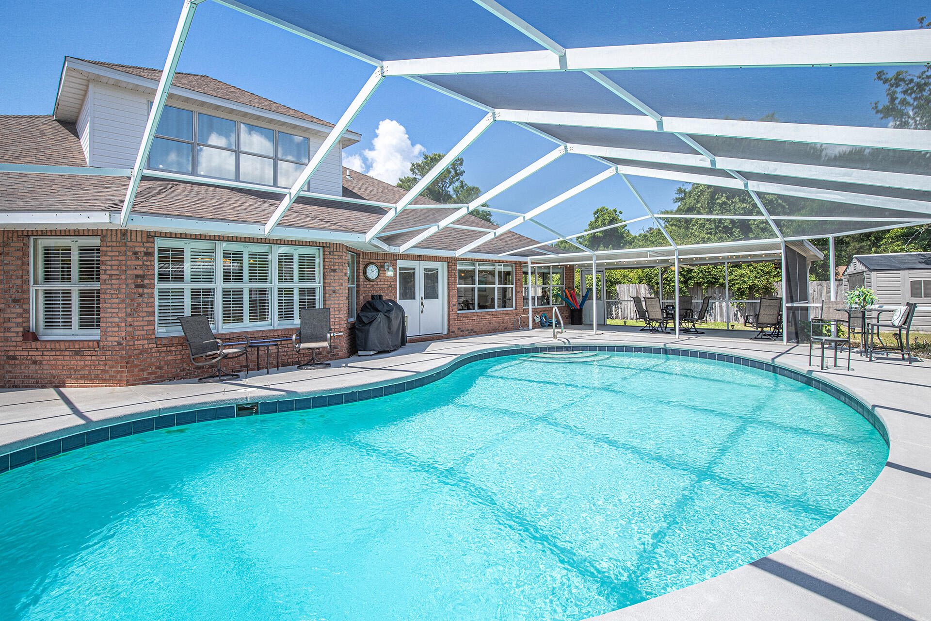 RAINTREE ESTATES - Residential