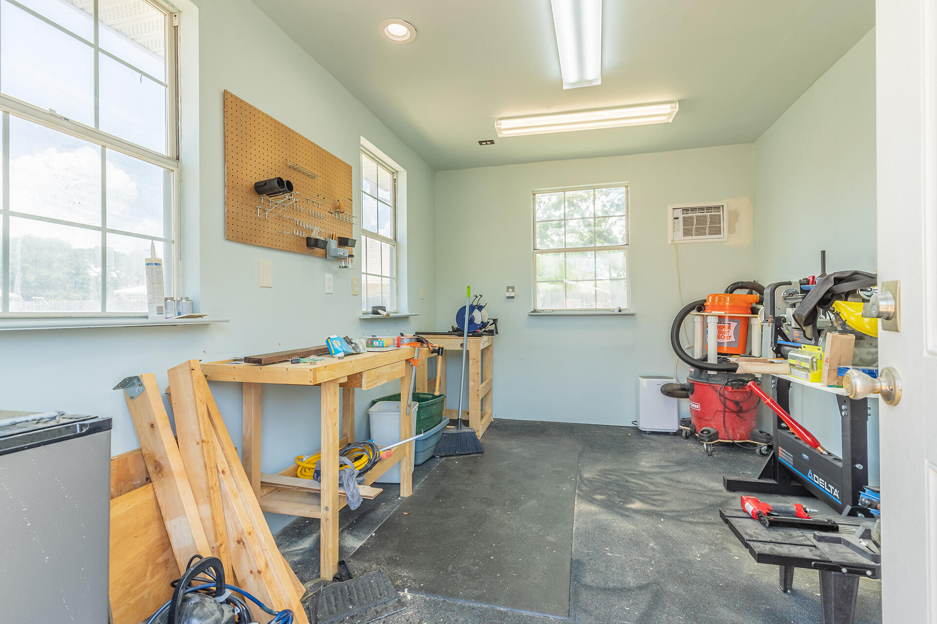 RAINTREE ESTATES - Residential