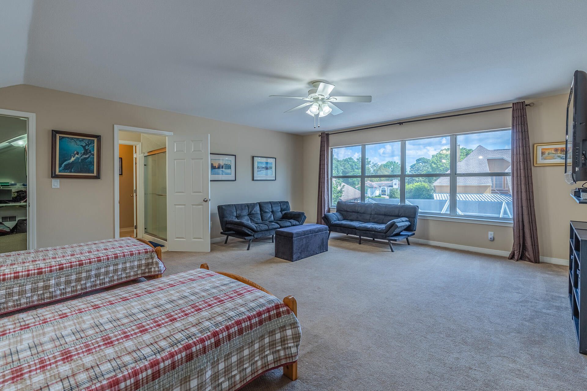 RAINTREE ESTATES - Residential