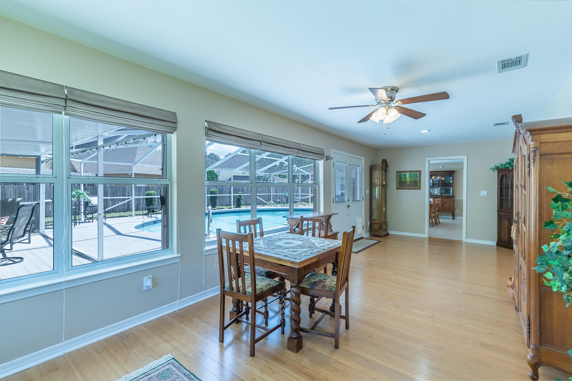 RAINTREE ESTATES - Residential