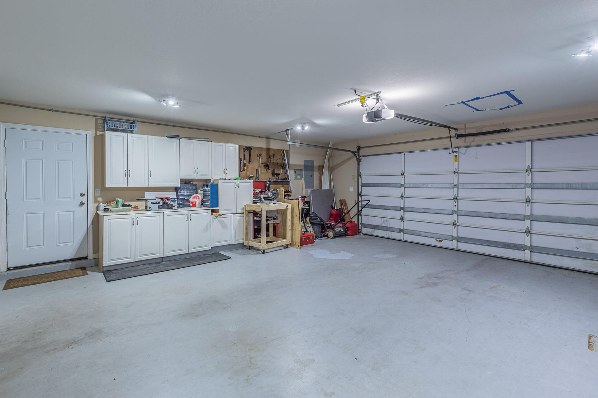 RAINTREE ESTATES - Residential