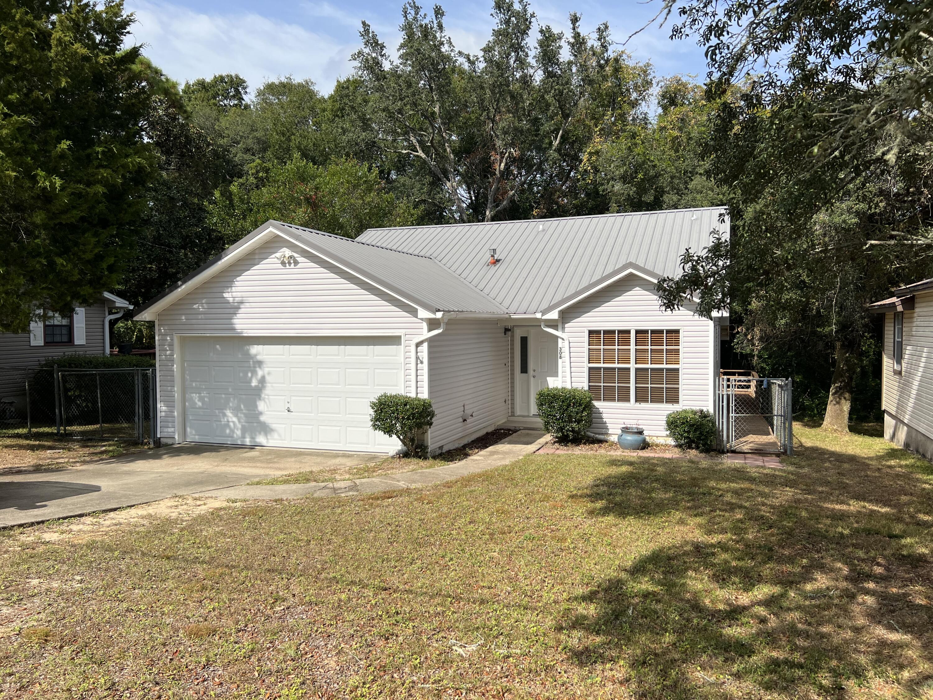 FLORIDA HEIGHTS - Residential