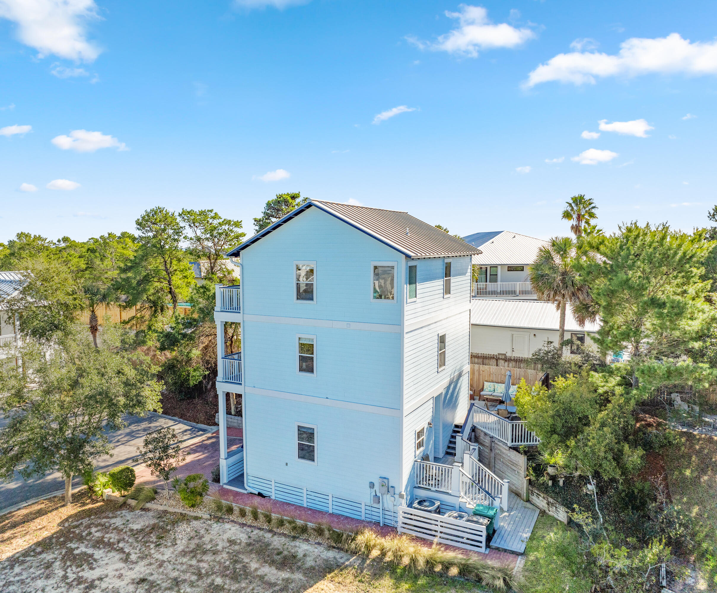 VILLAGE AT BLUE MOUNTAIN BEACH - Residential