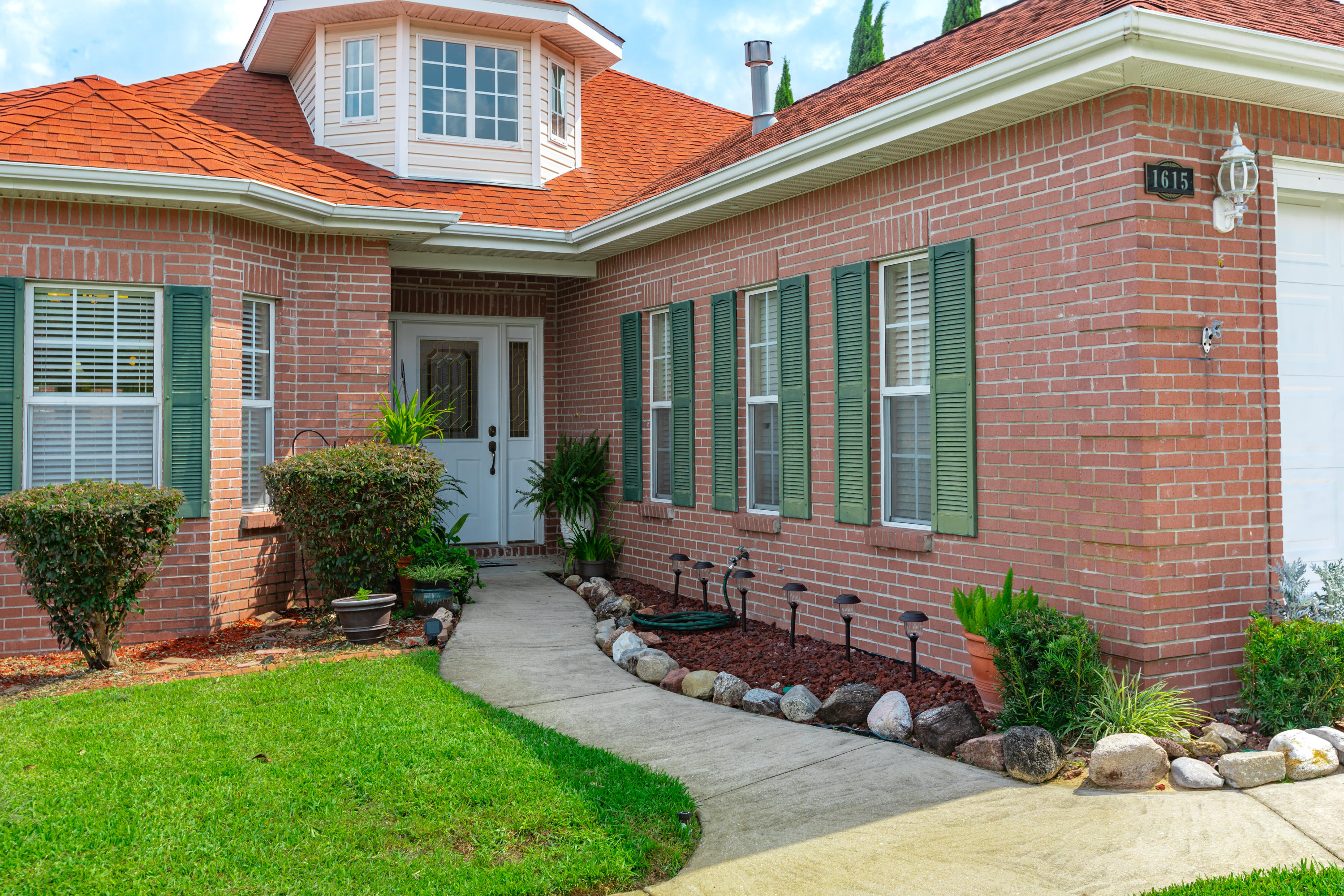 MEDITERRANEAN VILLAGE AT BLUEWATER BAY - Residential