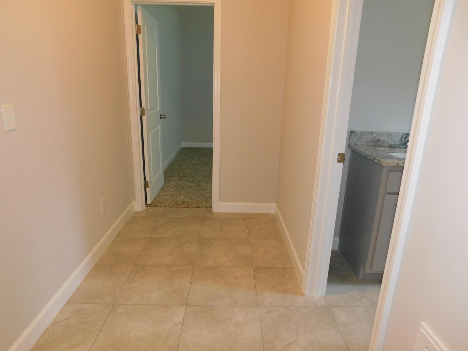 WYNNEHAVEN BCH EST - Residential