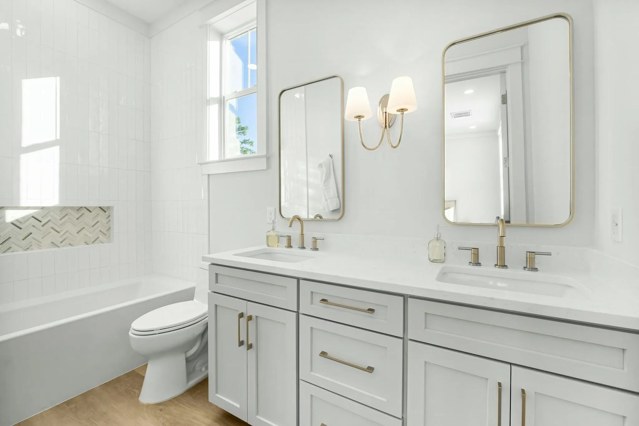 Panama City Beach, Florida 32413, United States, 3 Bedrooms Bedrooms, ,5 BathroomsBathrooms,Residential,Active,14258