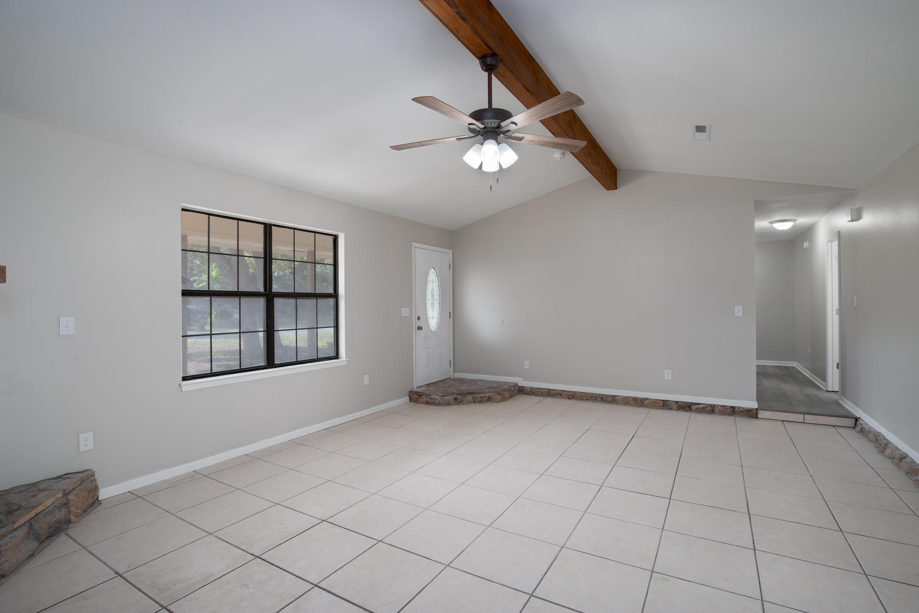 TOM KING EST #2,#3 - Residential