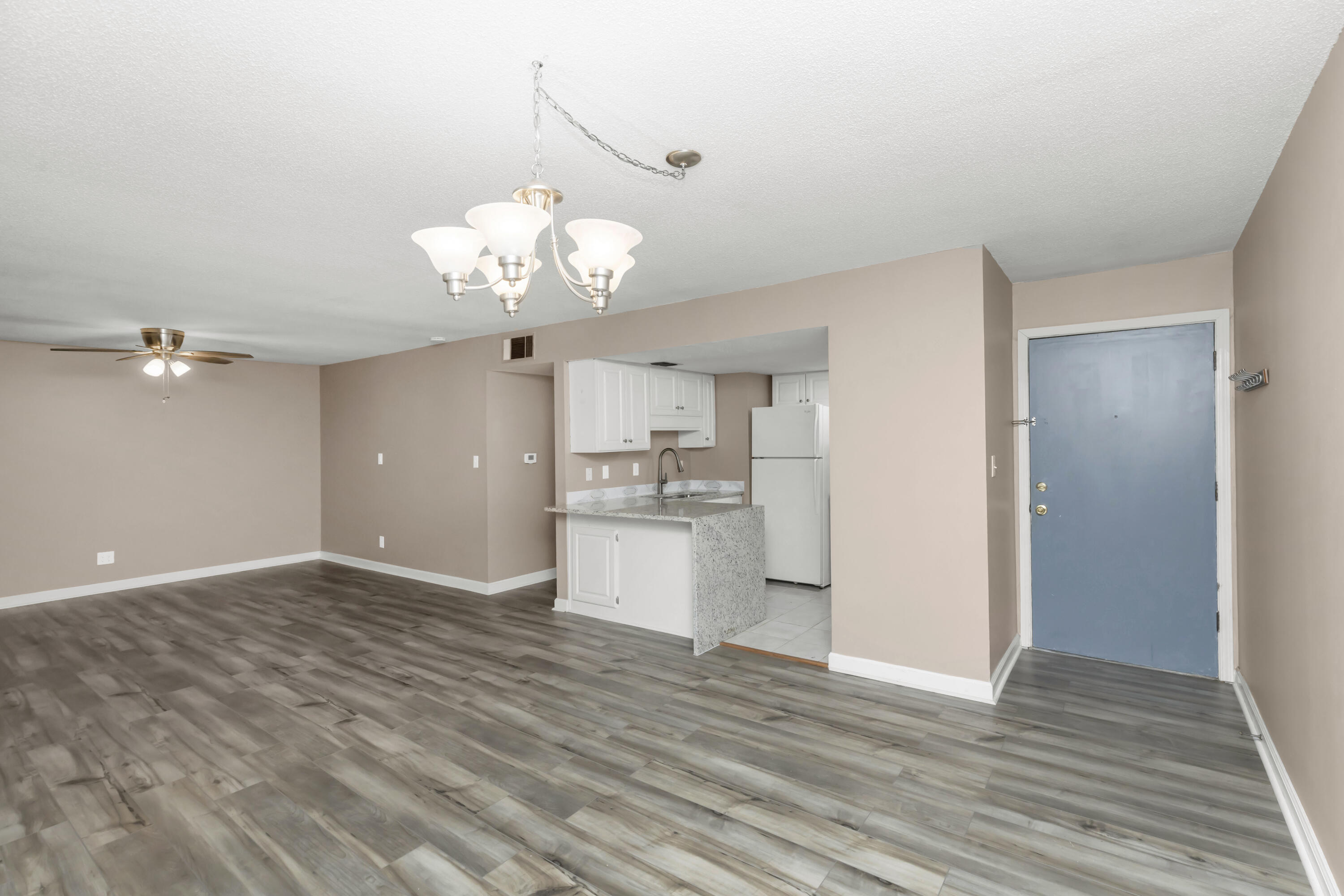 FINISTERRA - Residential Lease