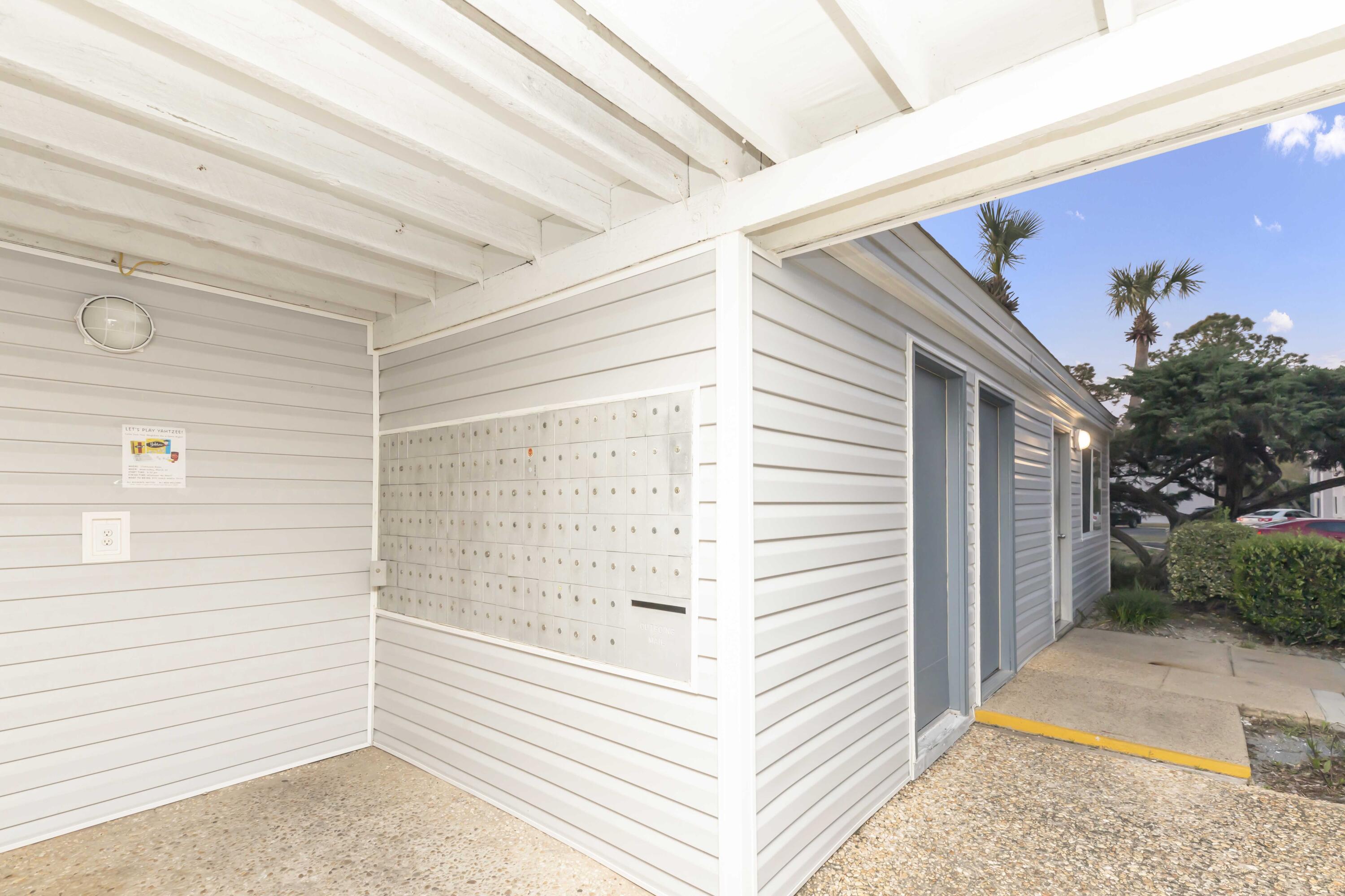 FINISTERRA - Residential Lease