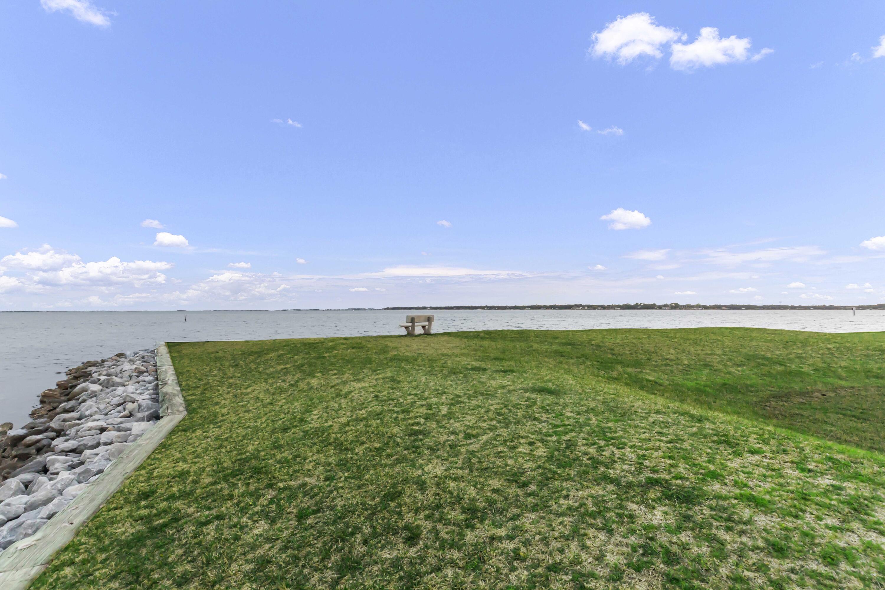 FINISTERRA - Residential Lease