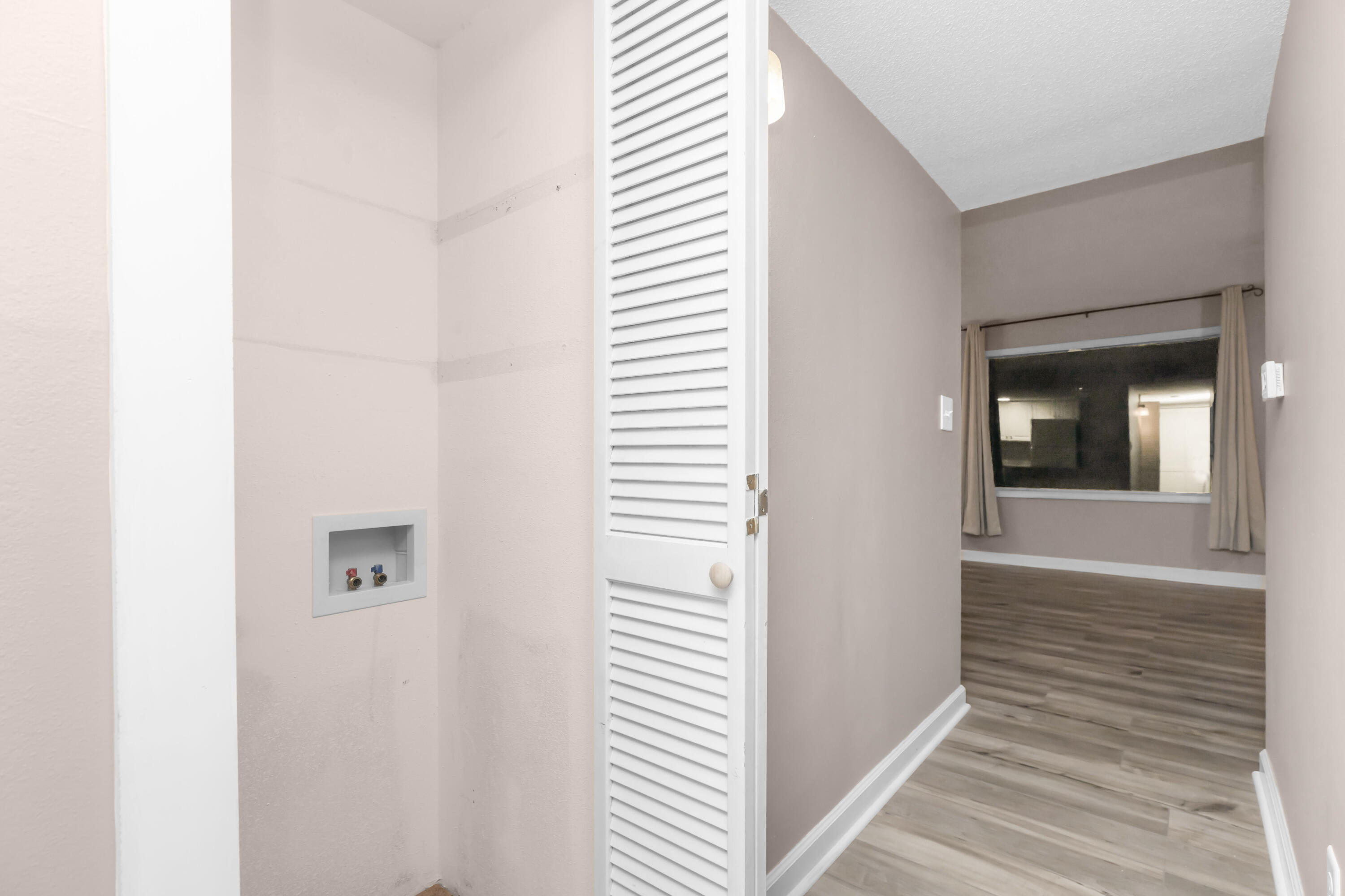 FINISTERRA - Residential Lease