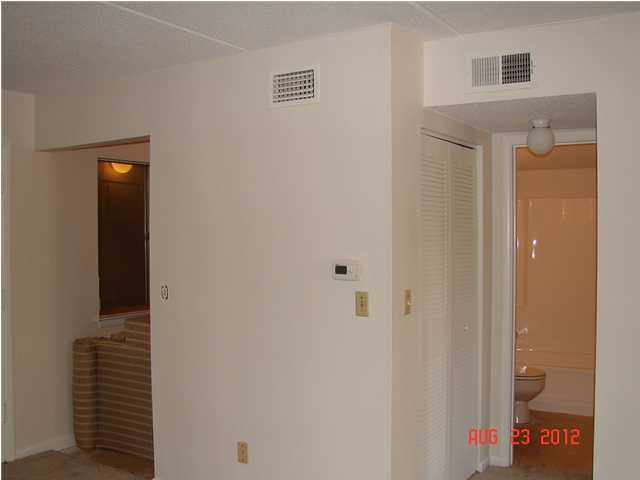 CEDARS CONDO - Residential Lease