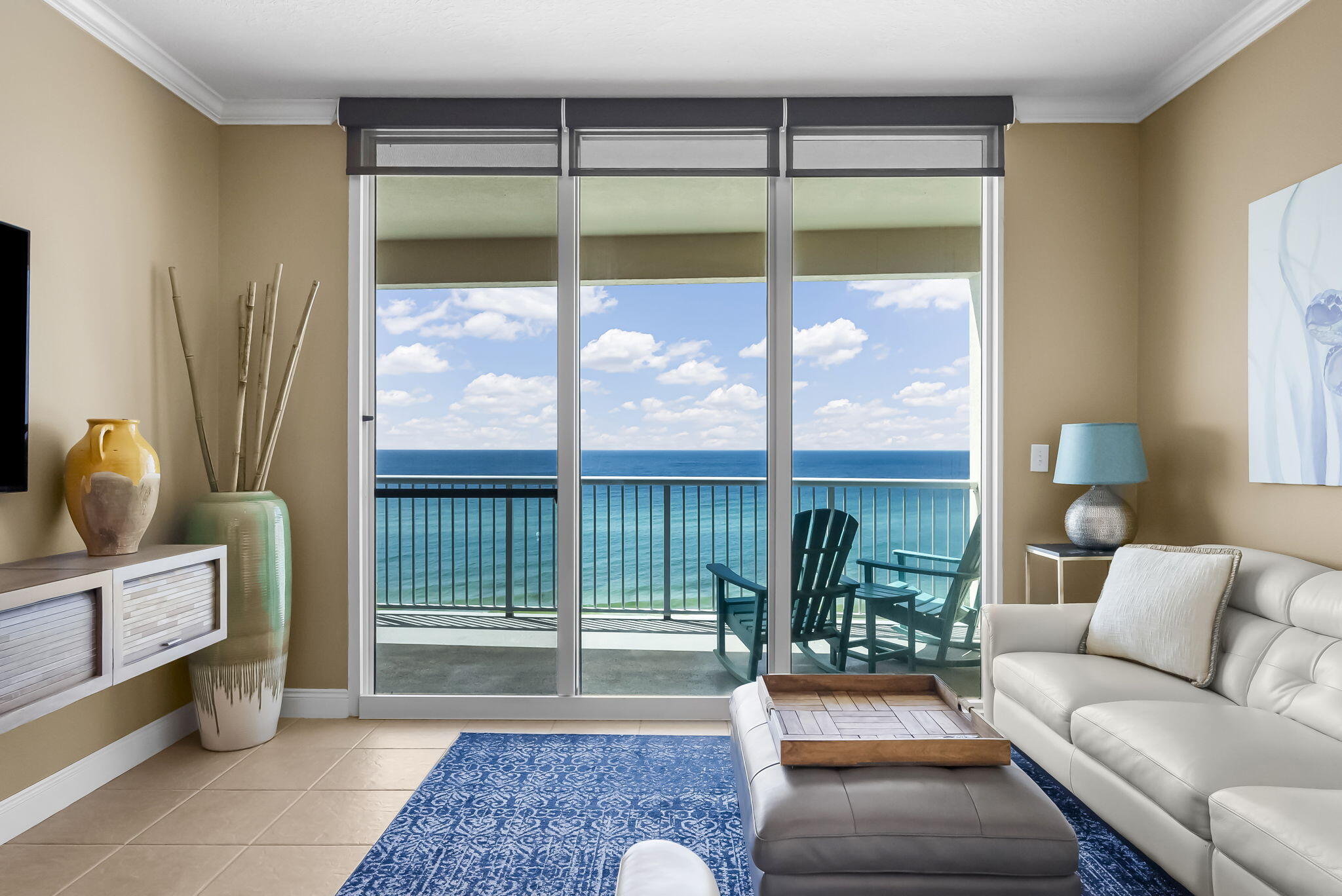 PALAZZO CONDOMINIUM - Residential