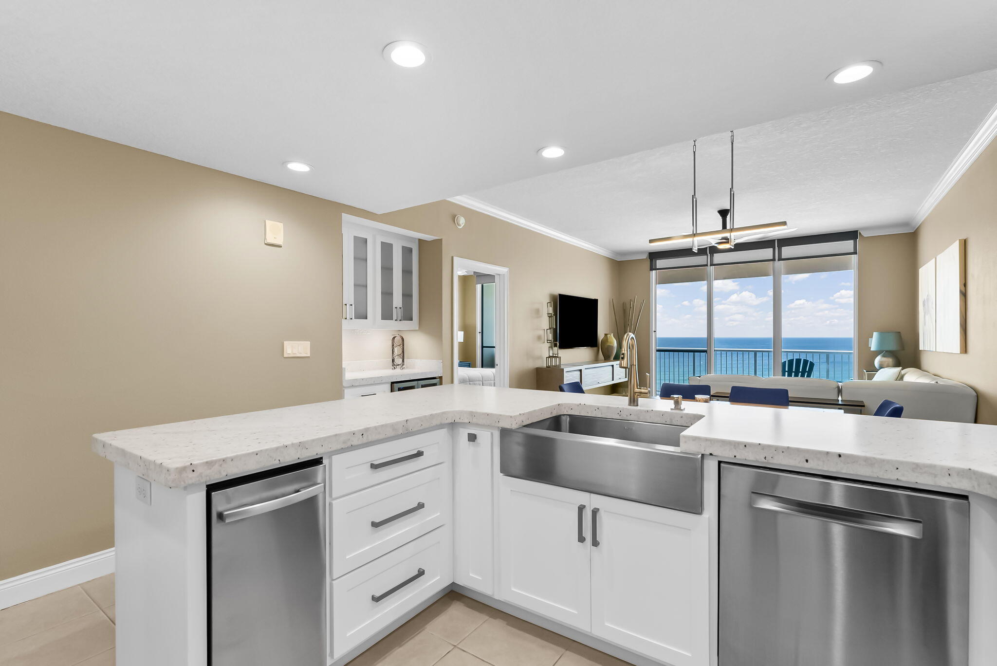 PALAZZO CONDOMINIUM - Residential