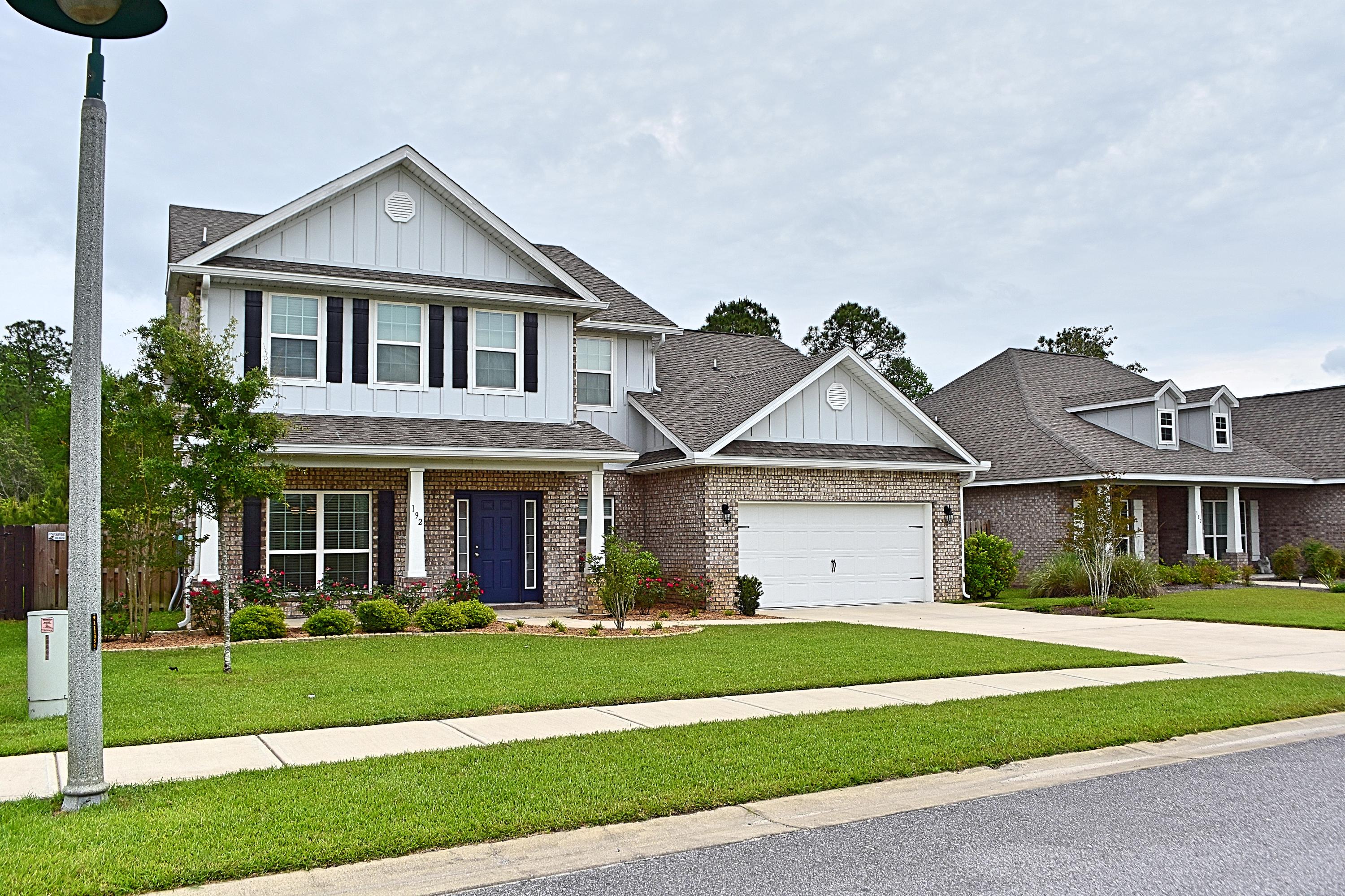 HAMMOCK BAY - Residential Lease