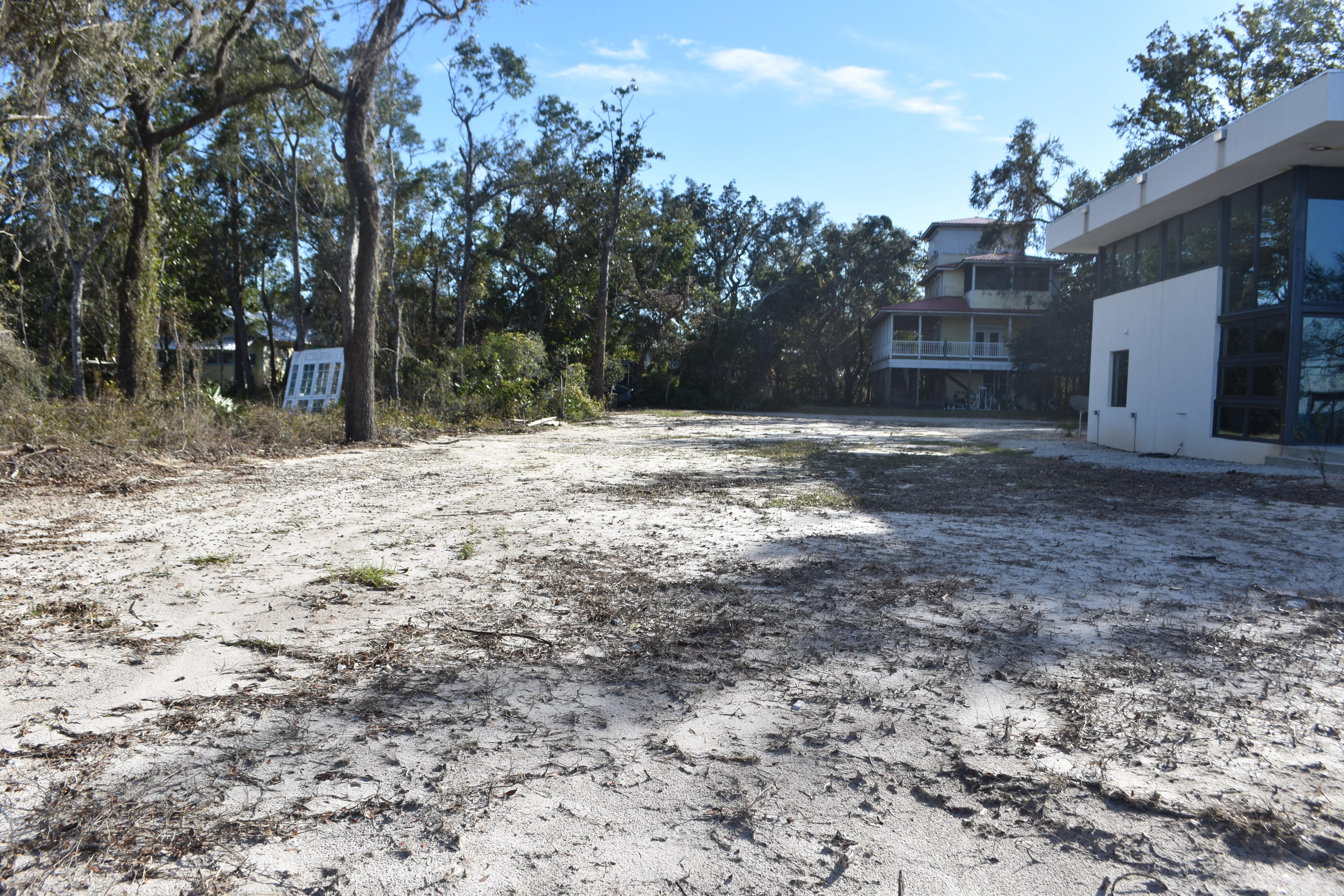 MAGNOLIA BEACH - Land