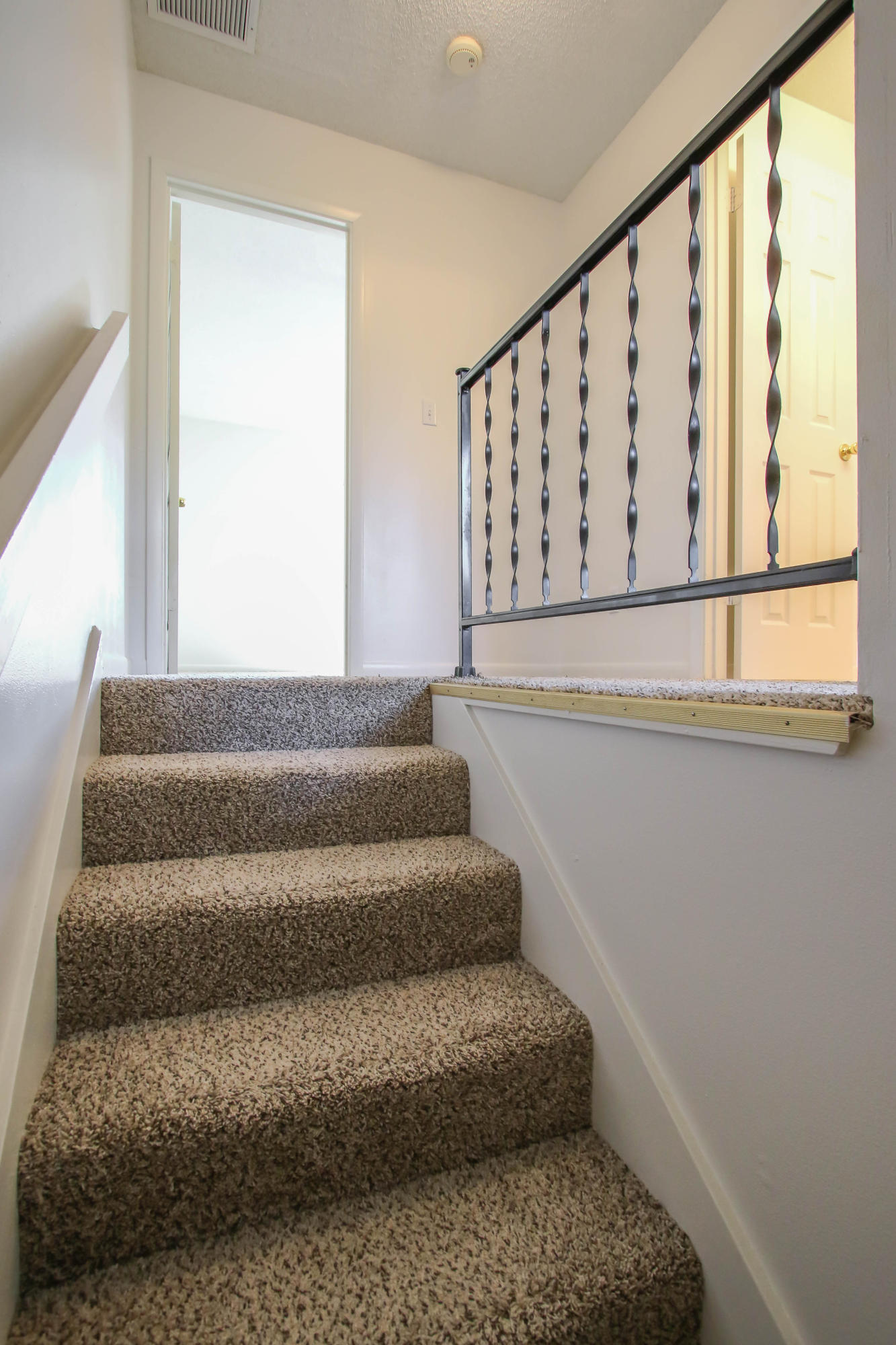 BIENVILLE SQUARE T/H - Residential