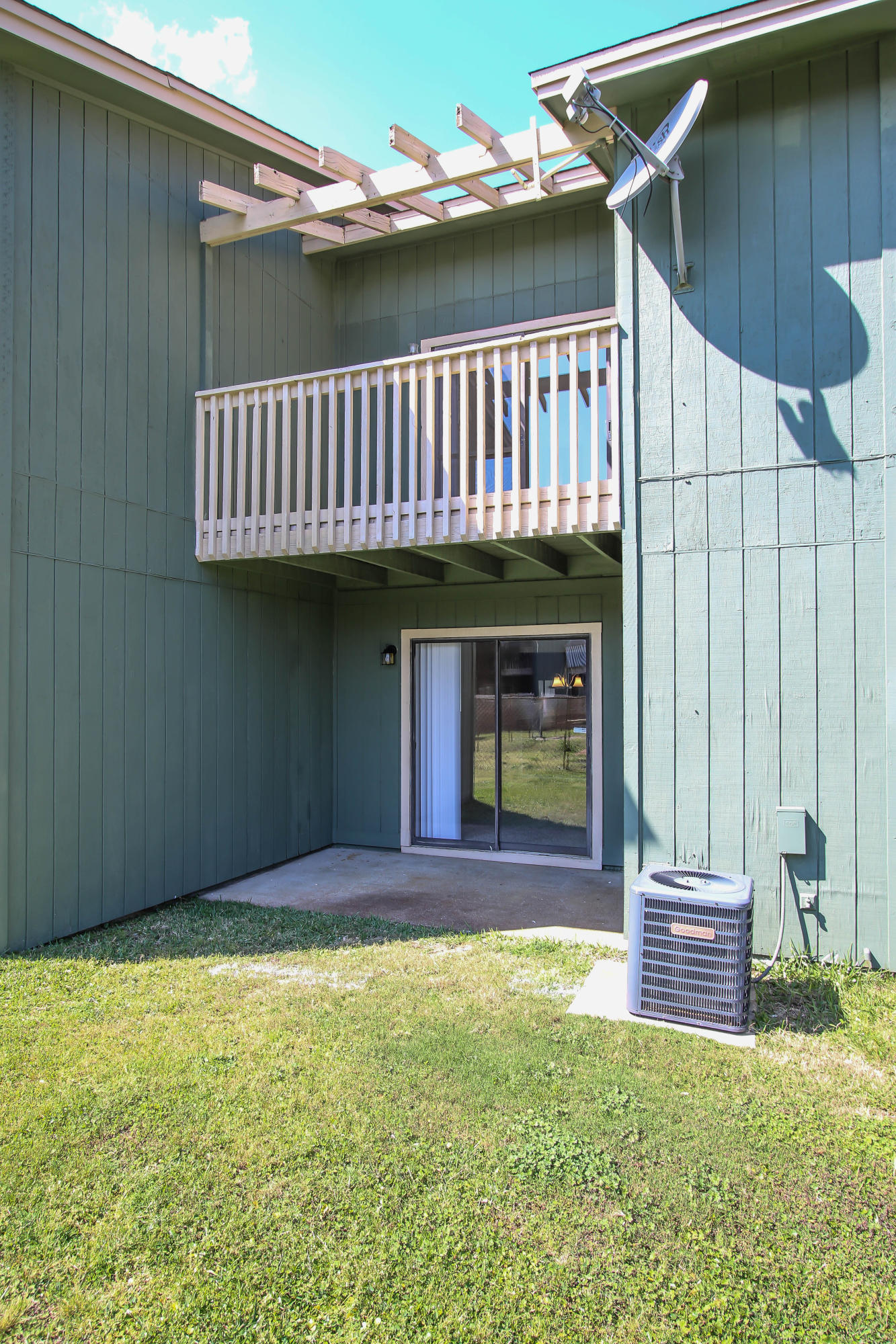 BIENVILLE SQUARE T/H - Residential